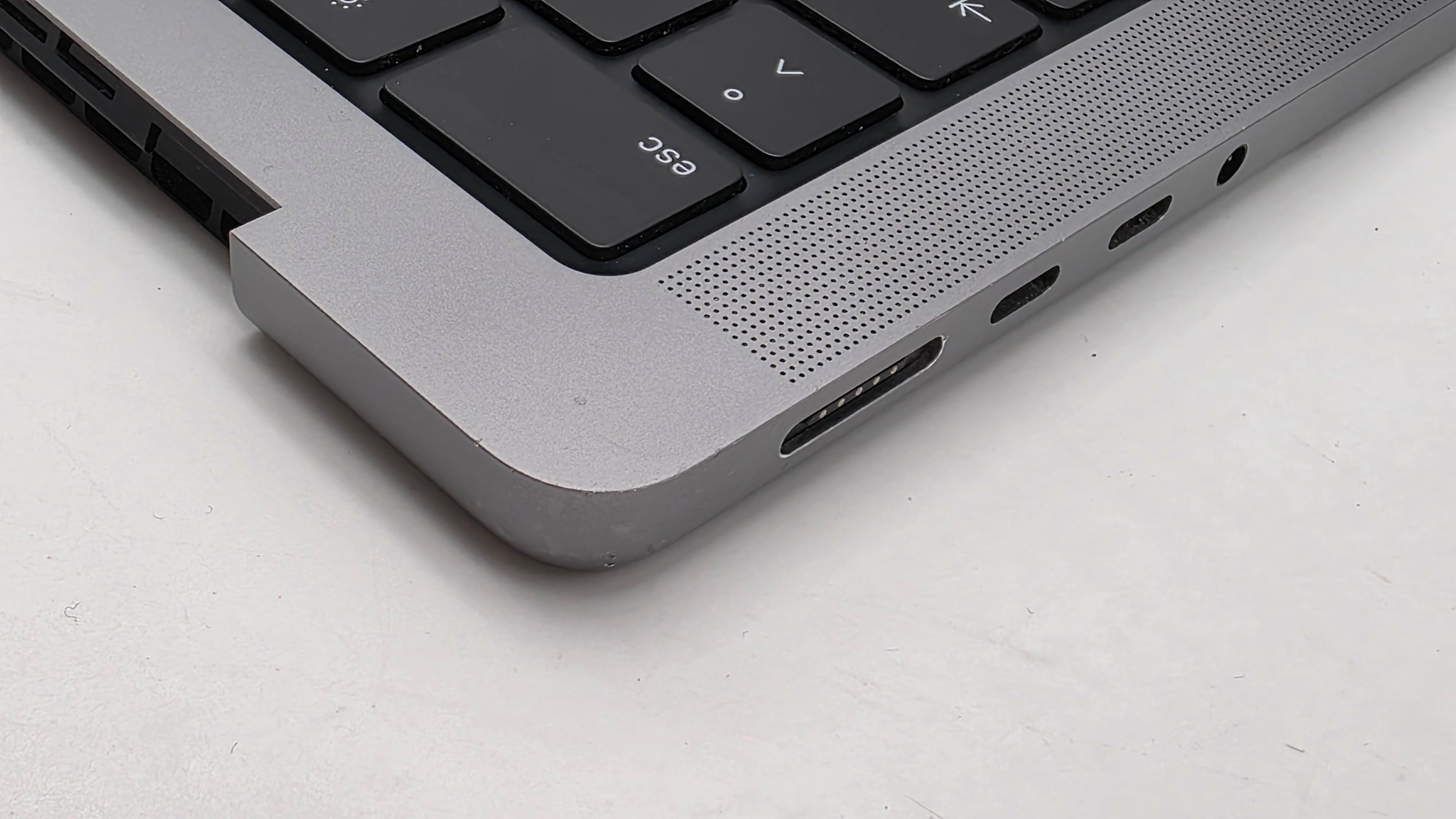 Macbook Pro 14" 2021 A2442 Topcase QWERTZ Tastatur Spacegrau #T915