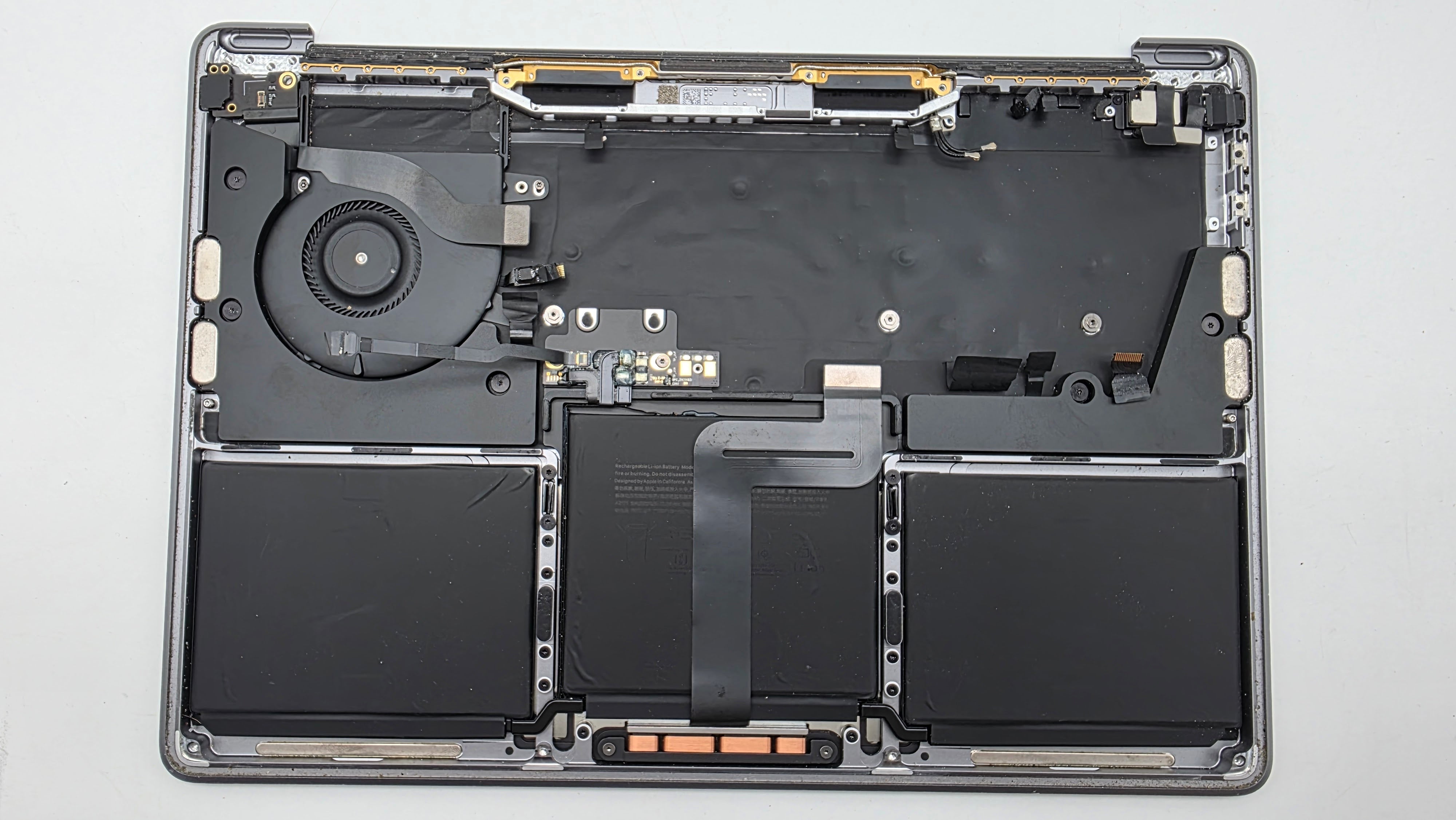Macbook Pro 13" A2289 2020 Topcase Tastatur Trackpad Spacegrau Akku #T917