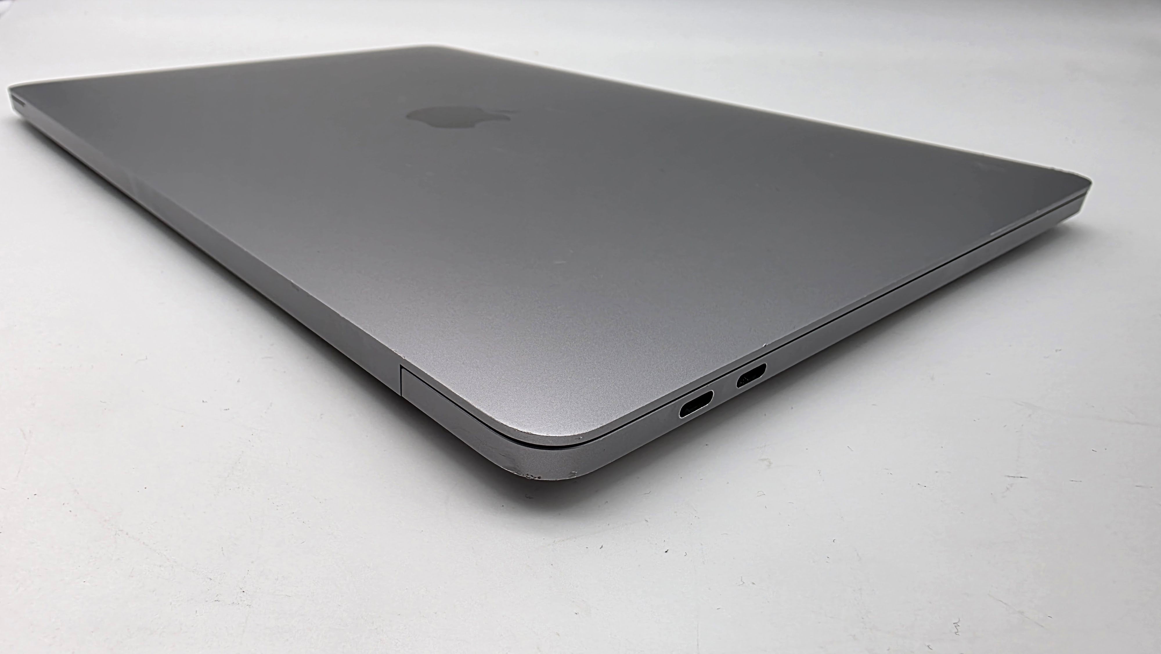 Macbook Pro 13" A2251 2020 2GHz i5 16GB 512GB Spacegrau #PS253 MwSt