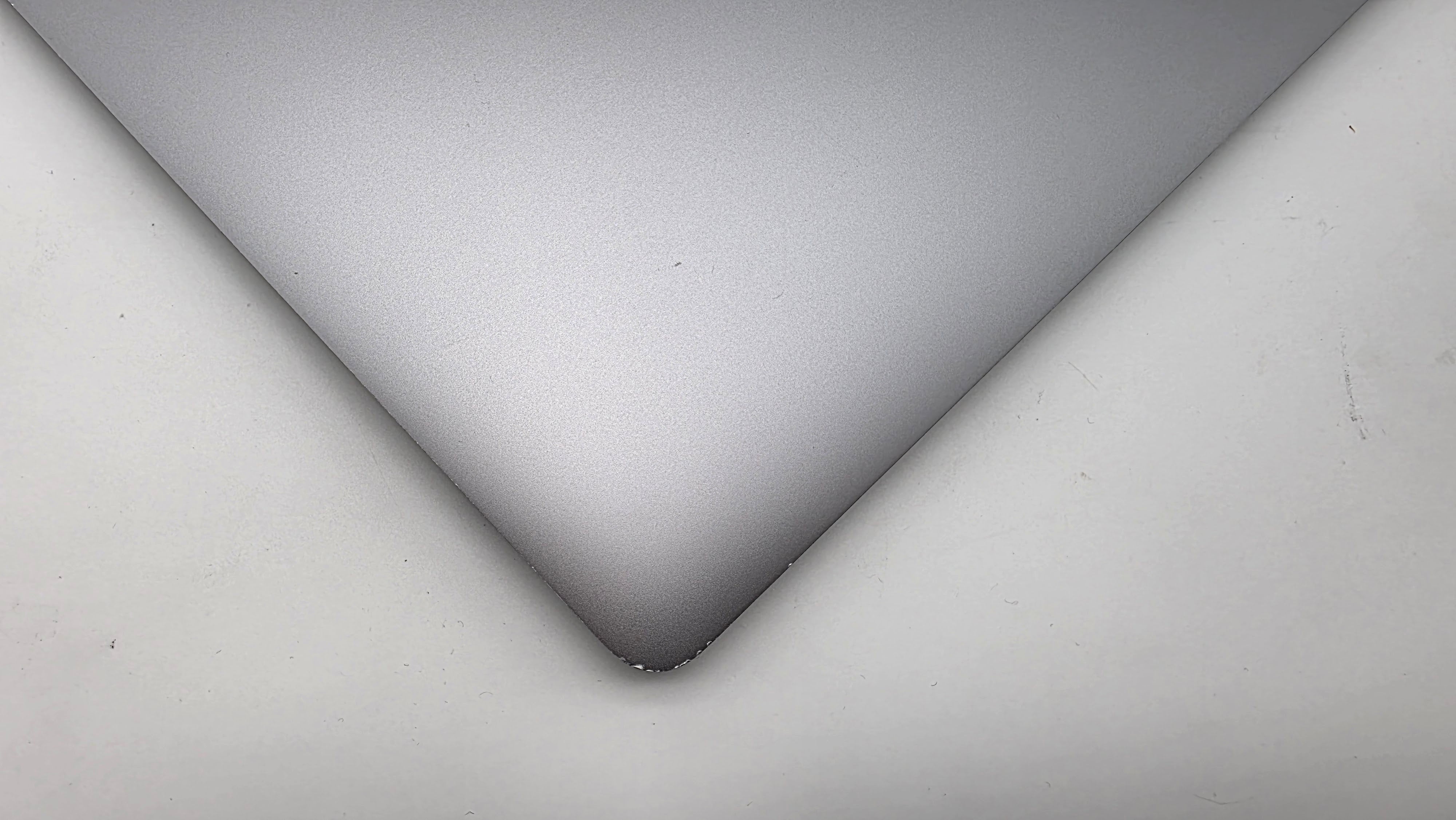 Macbook Pro 13" A2251 2020 2GHz i5 16GB 512GB Spacegrau #PS253 MwSt