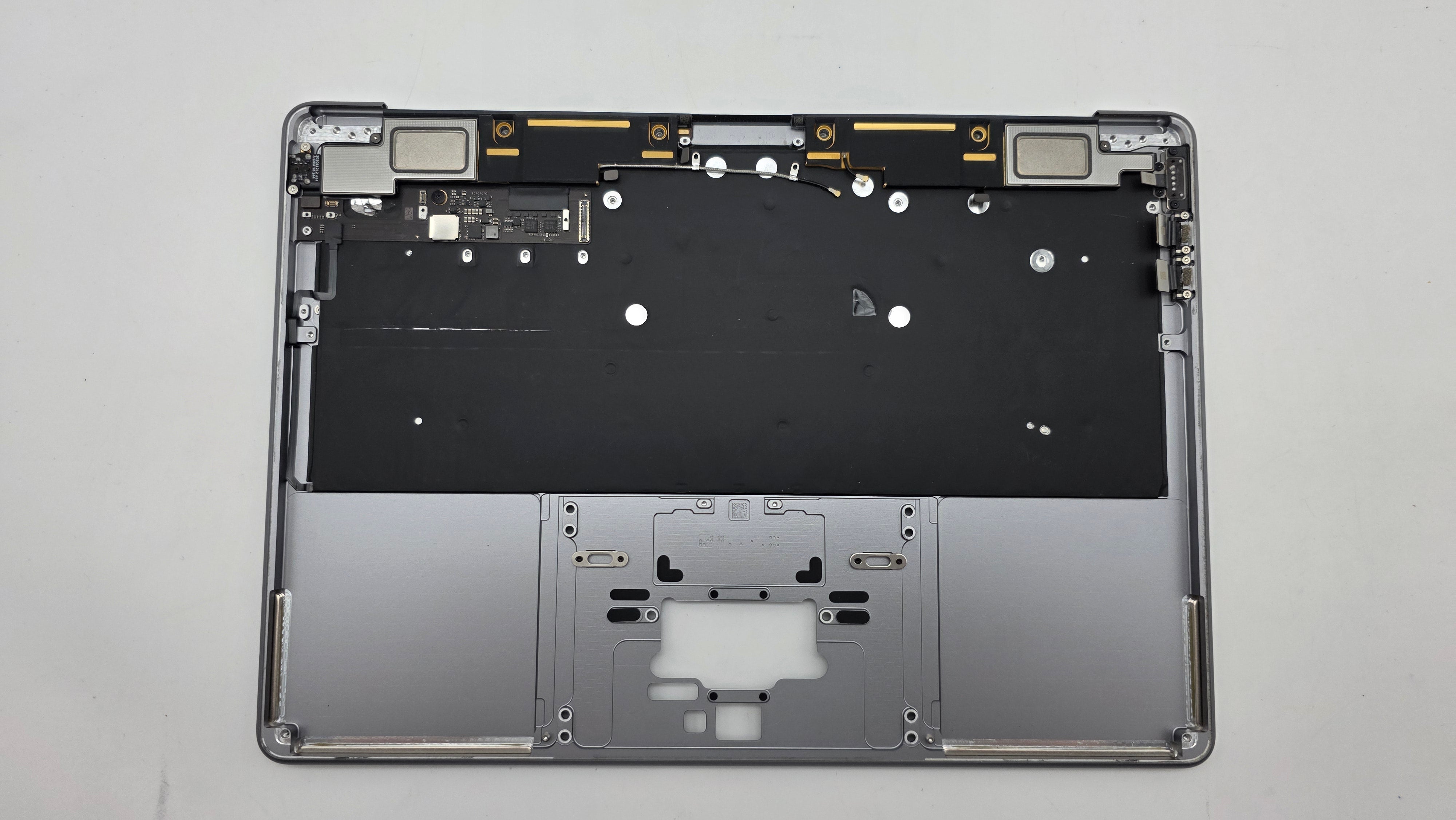 MacBook Air 13" 2022 A2681 M2 Topcase Tastatur Spacegrau #T933