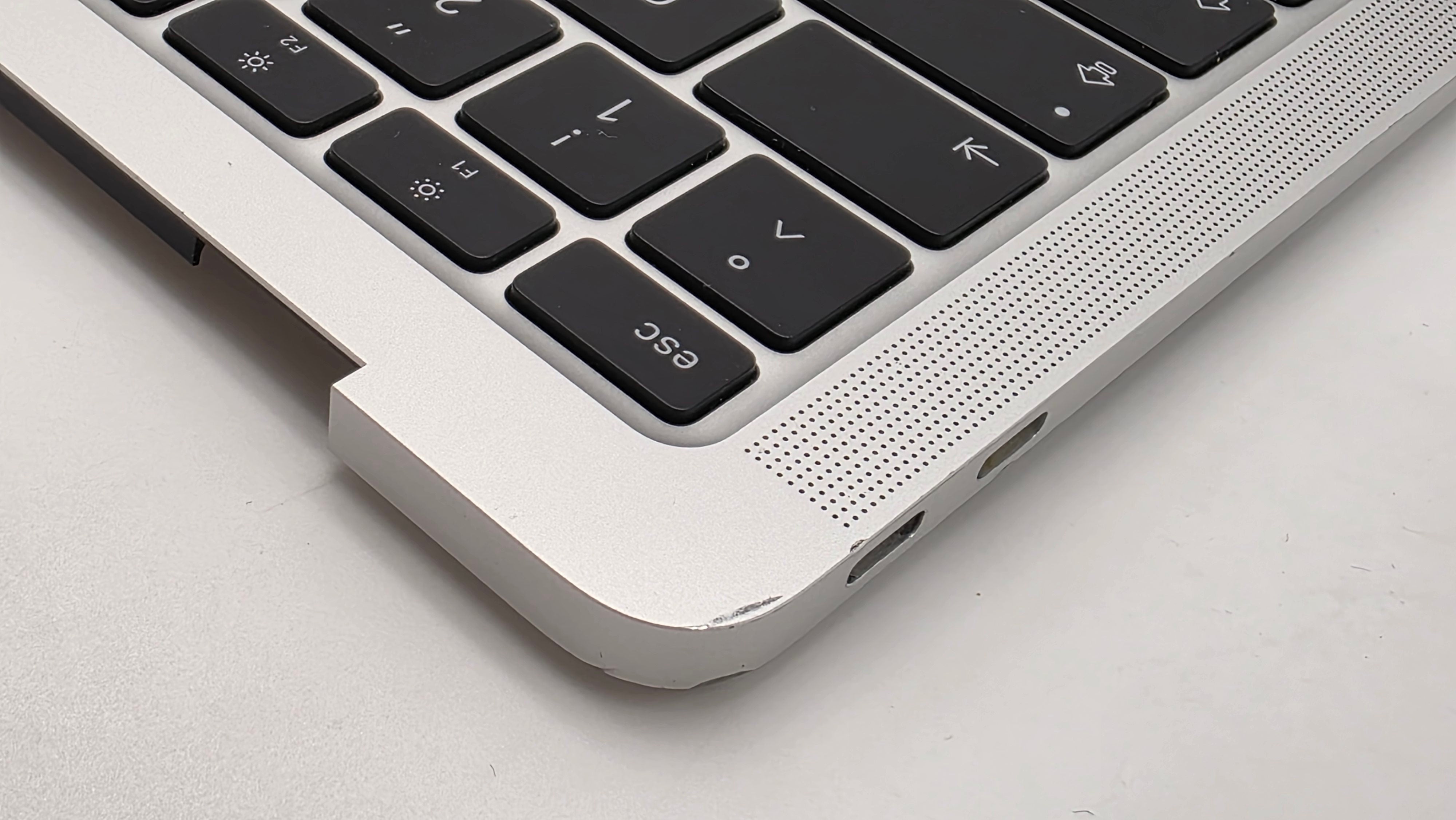 Macbook Pro 13" 2020 2022 A2338 Topcase Akku Tastatur Silber #T942