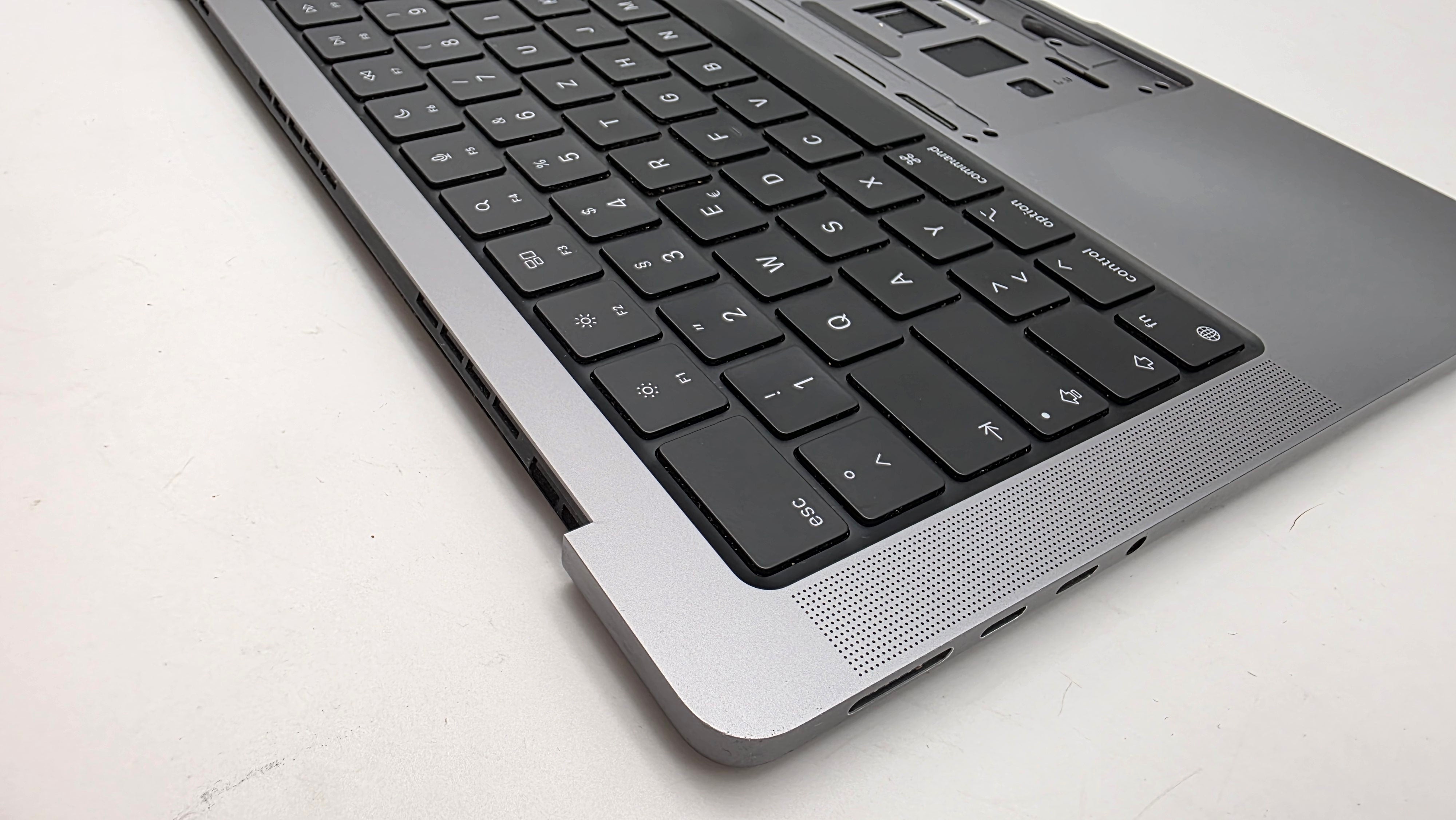 Macbook Pro 14" 2021 A2442 Topcase QWERTZ Tastatur Spacegrau #T948