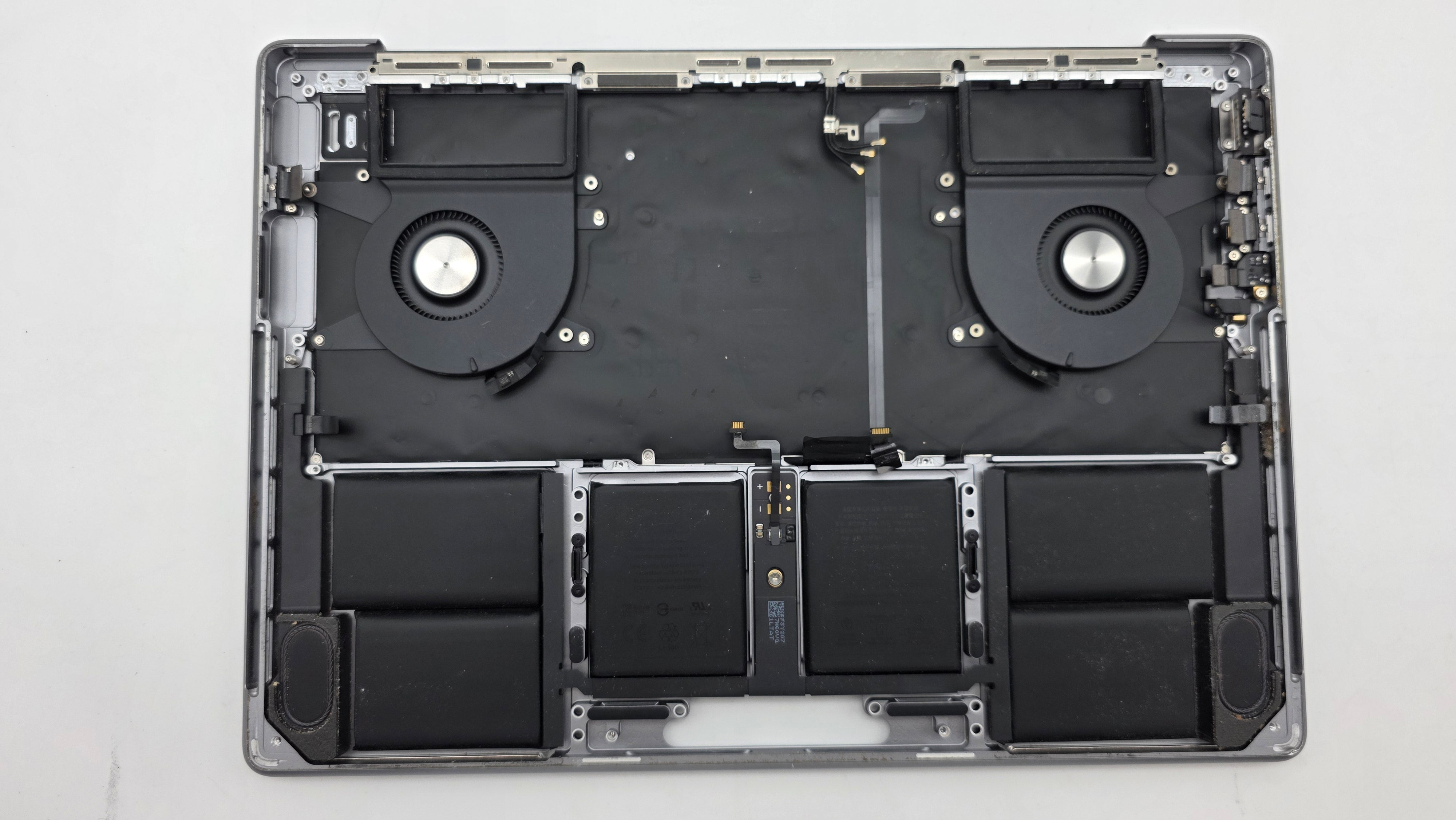 Macbook Pro 14" 2021 A2442 Topcase QWERTZ Tastatur Spacegrau #T948