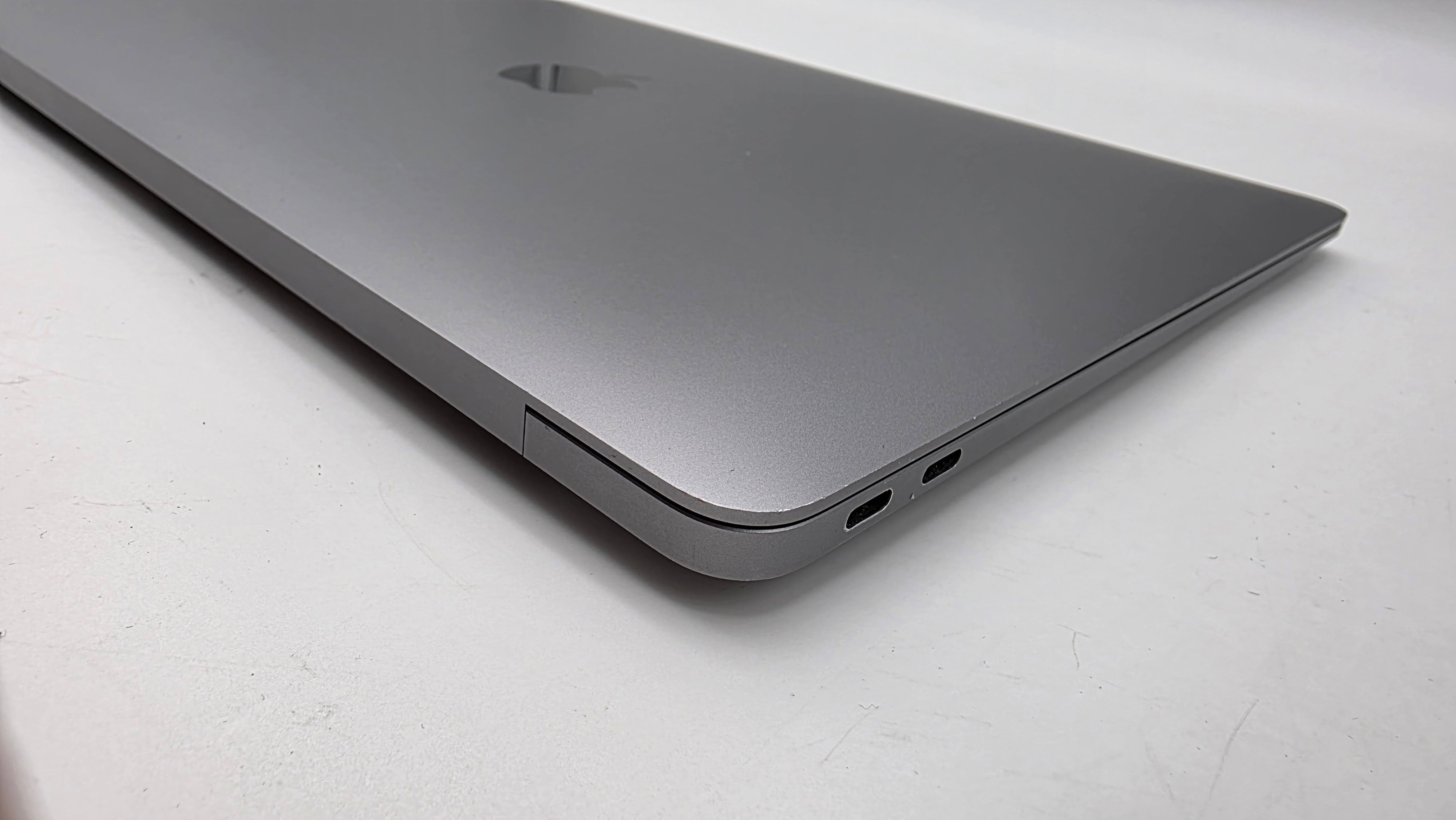 Macbook Air 13" A2337 M1 16GB 512GB 2020 Spacegrau Grau MwSt. #PS262