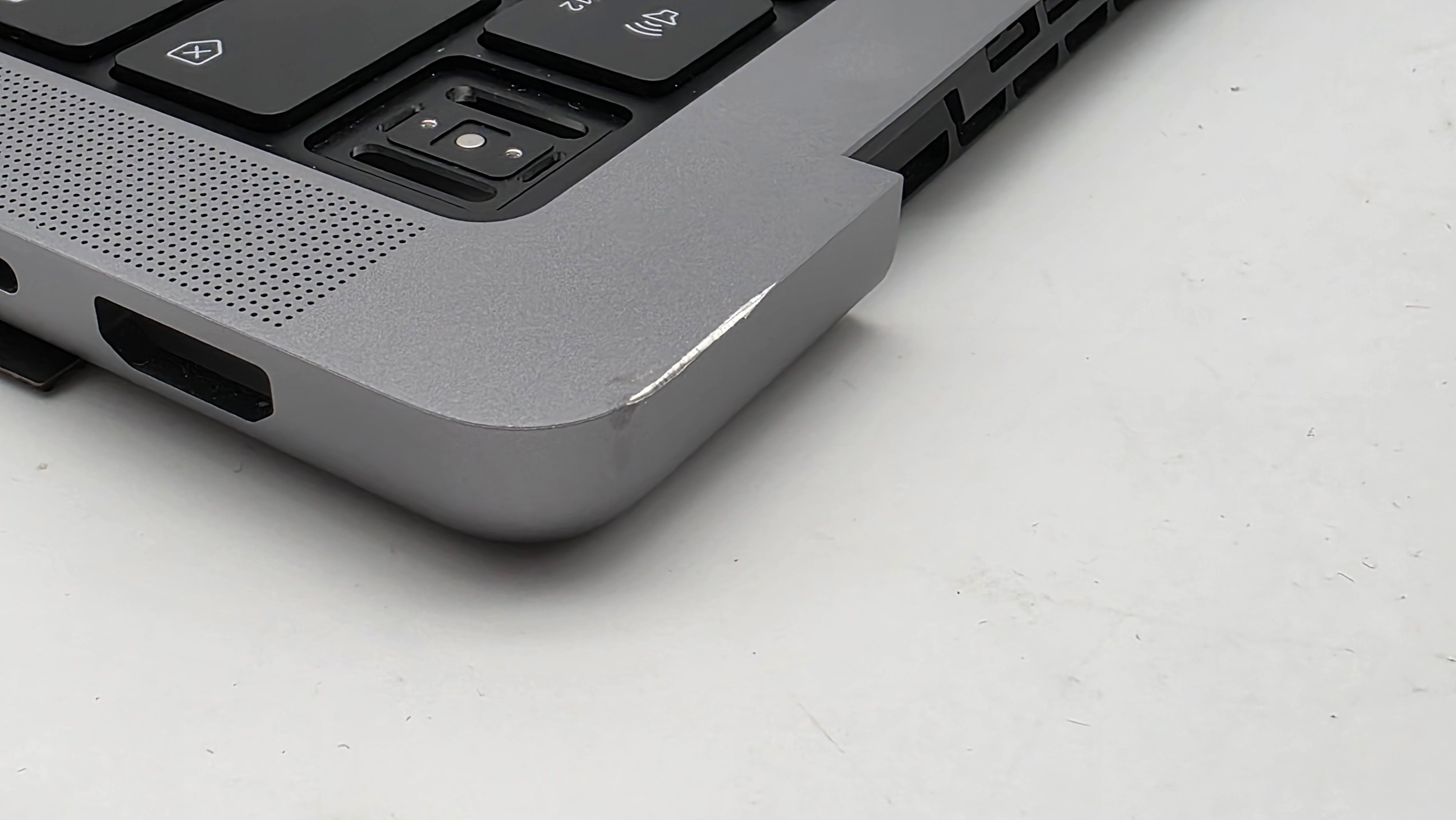 Macbook Pro 14" 2023 A2779 Topcase QWERTZ Tastatur Spacegrau #T956