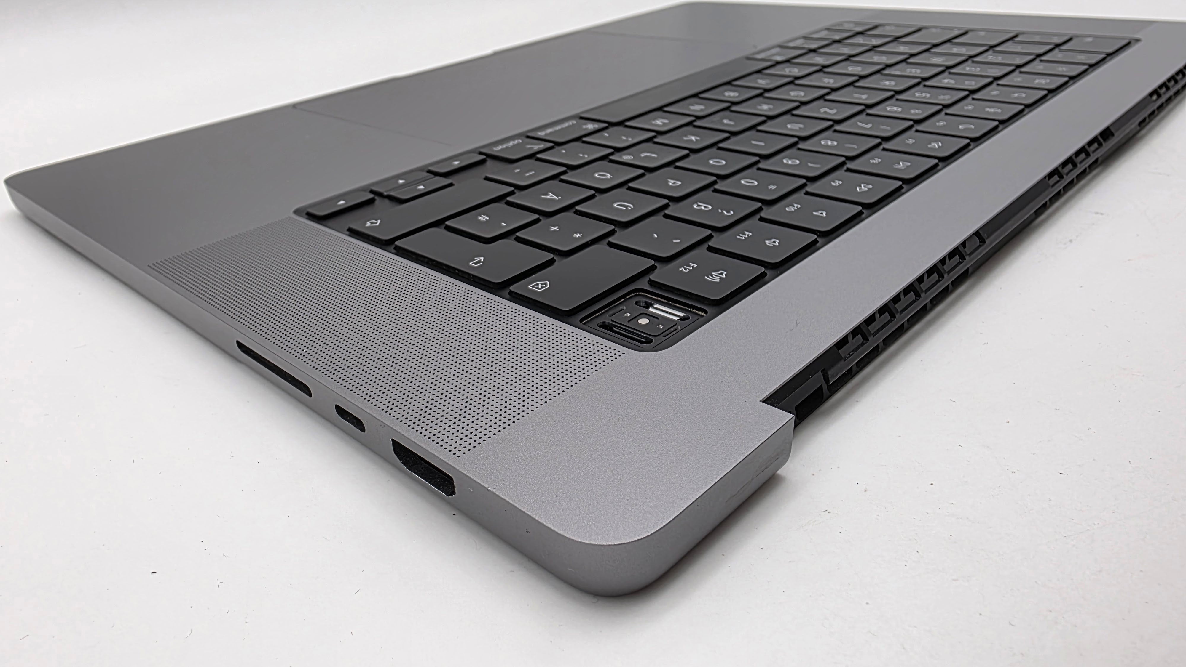 Macbook Pro 16" 2021 A2485 Topcase QWERTZ Tastatur Spacegrau #T957