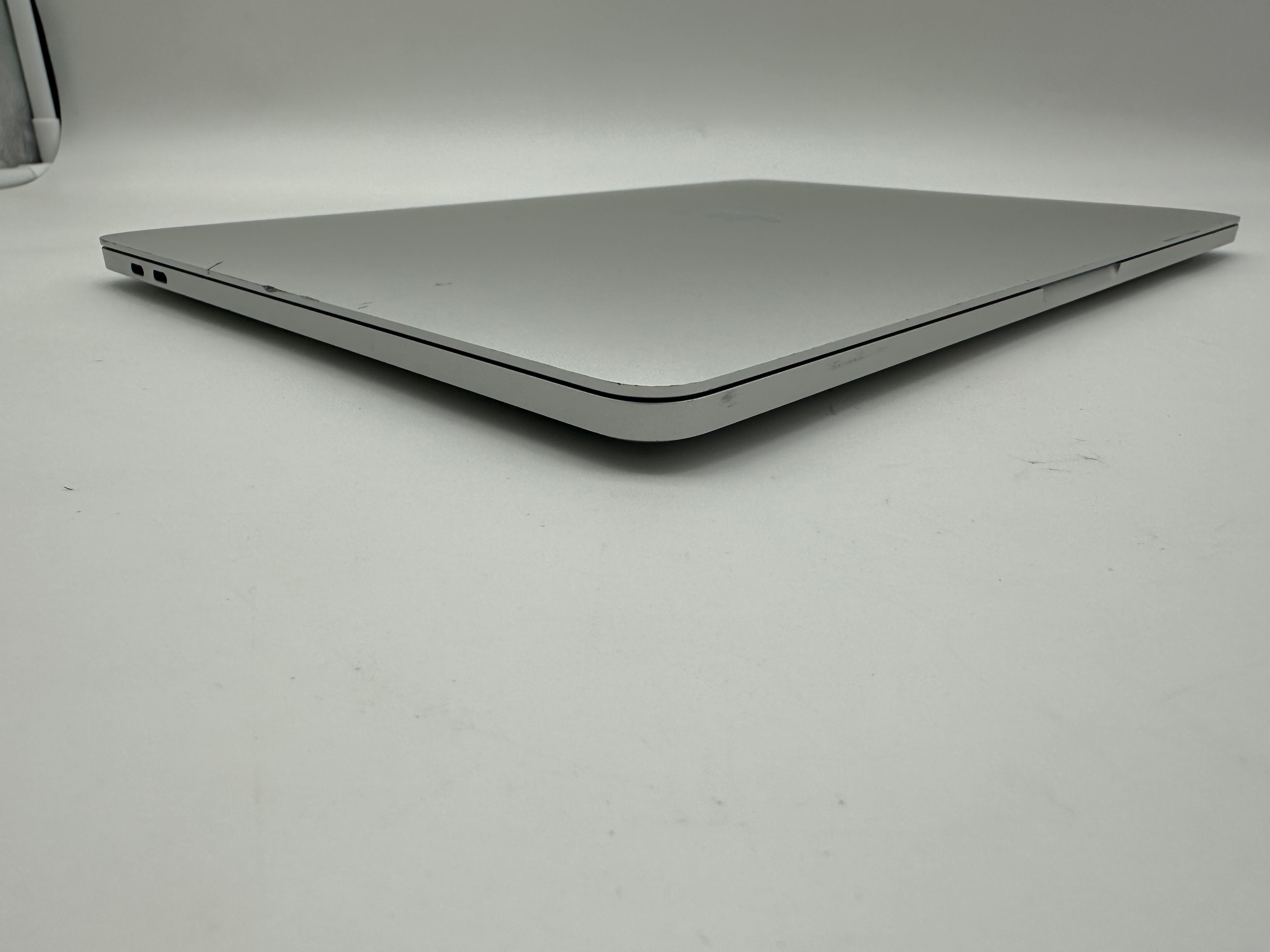 Macbook Pro 13" A2338 M1 16GB 512GB 2020 Silber MwSt. #PS290