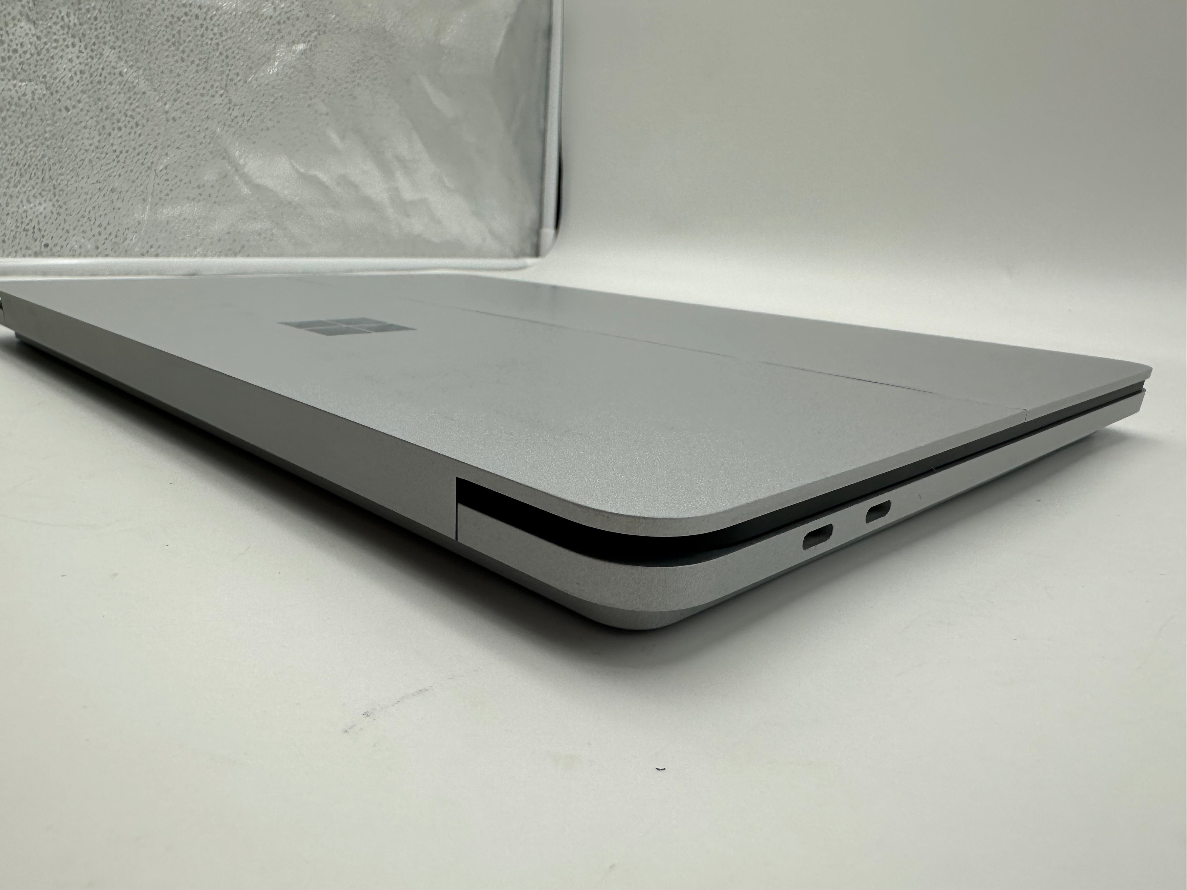 Microsoft Surface Laptop Studio i5 11300H 3,1GHz 16GB 512GB Win11 Platinum MwSt.