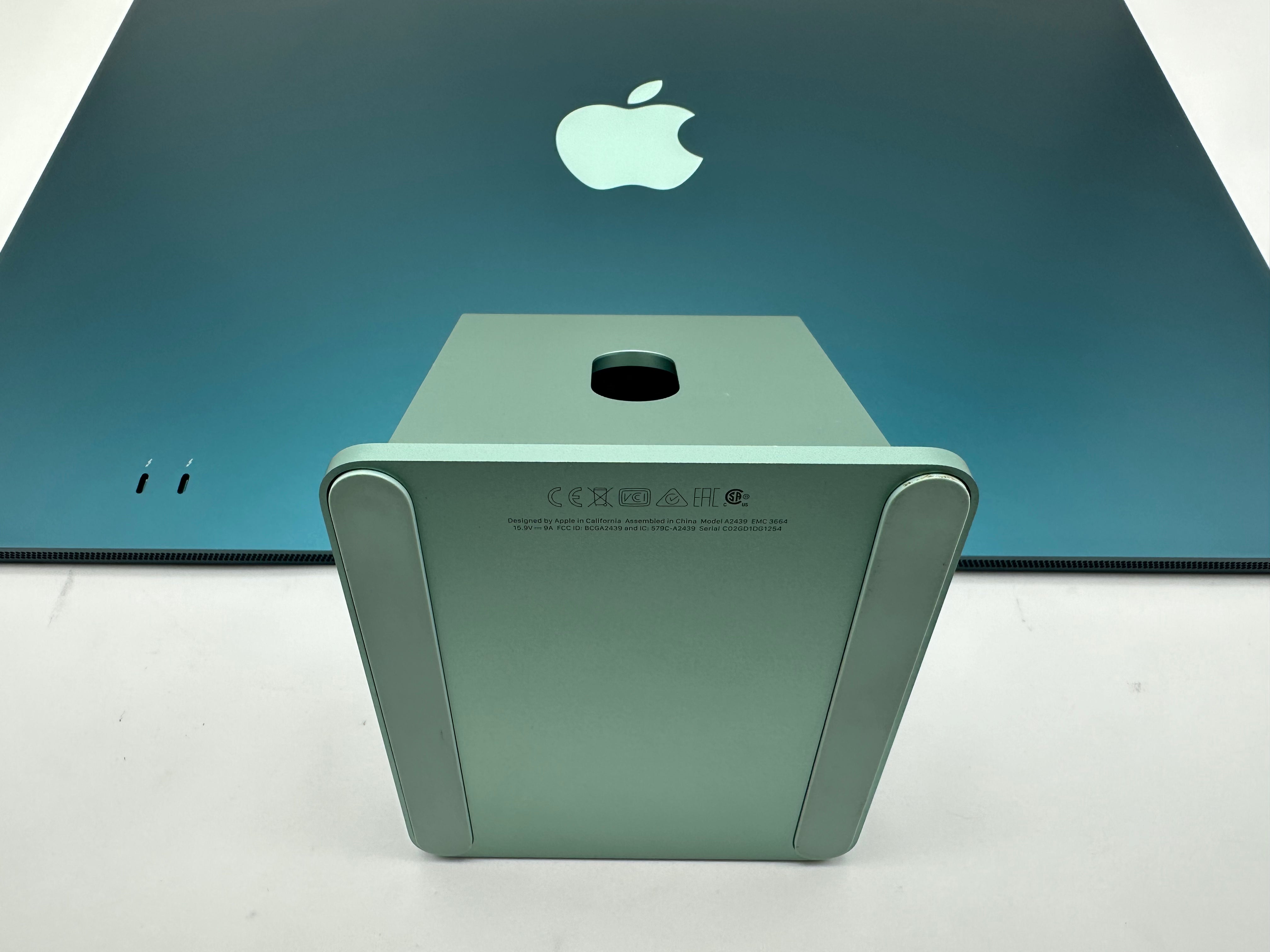 Apple iMac 24" 2021 A2439 Grün Gehäuse Standfuß Lautsprecher Lüfter