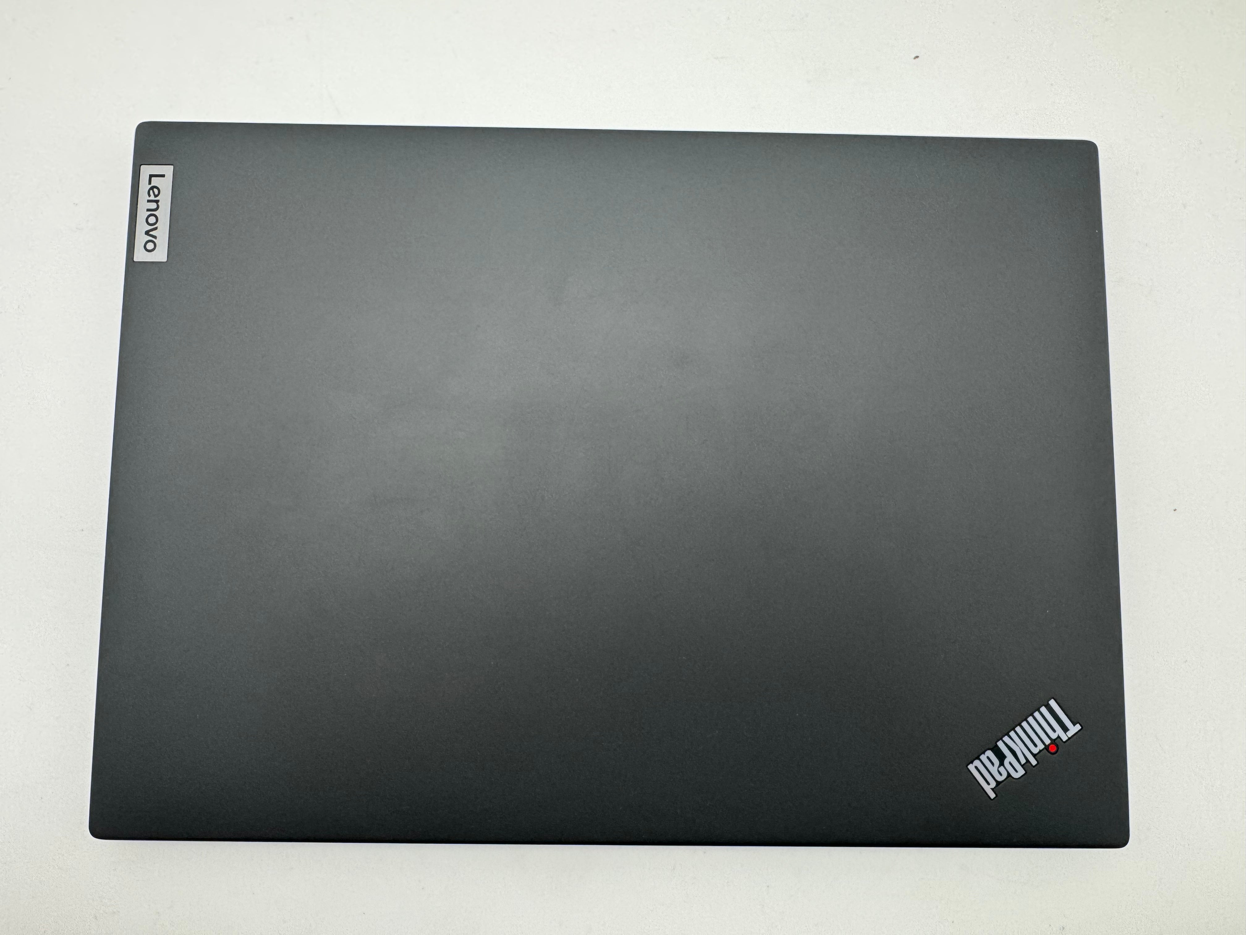 Lenovo Thinkpad T14s G3 Notebook 2,1GHz i7-1260P 16GB 512GB QWERTY US
