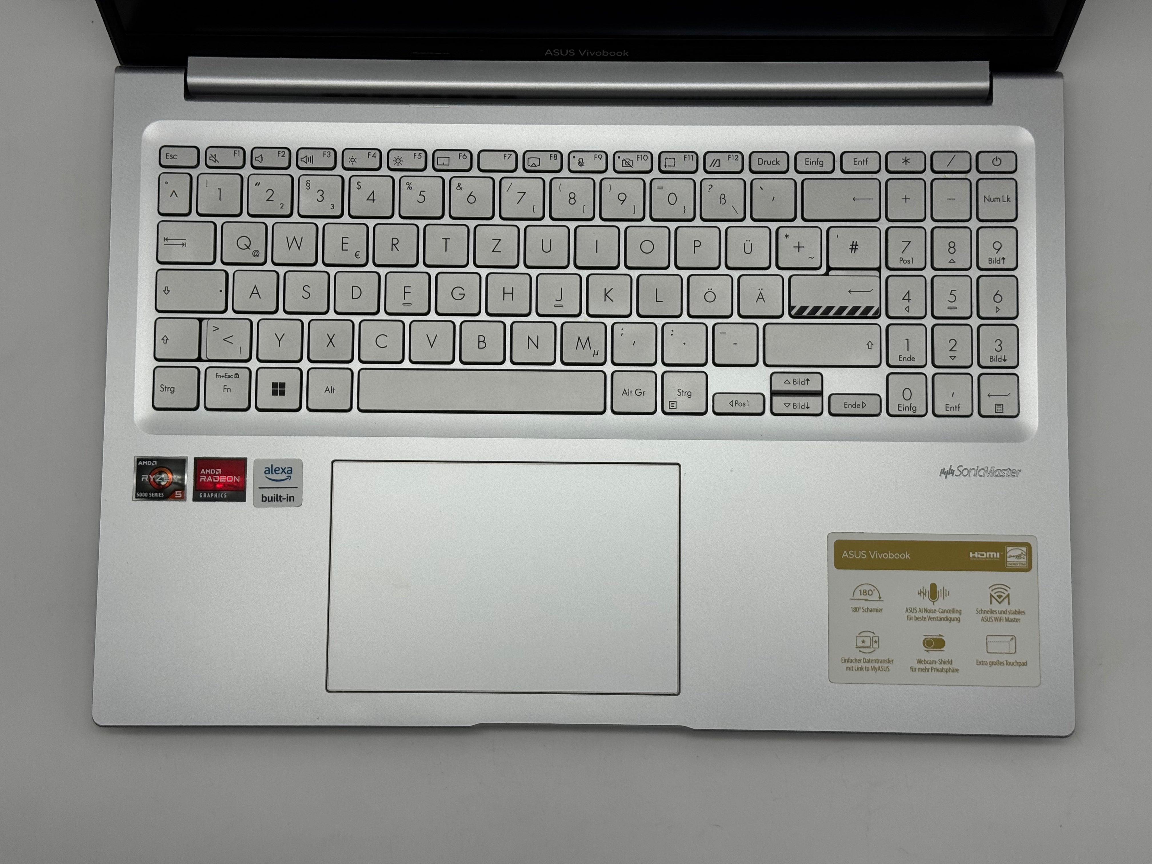 Asus Vivobook M16203QA AMD Ryzen 5 5600H 8GB 512GB Teildefekt MwSt.