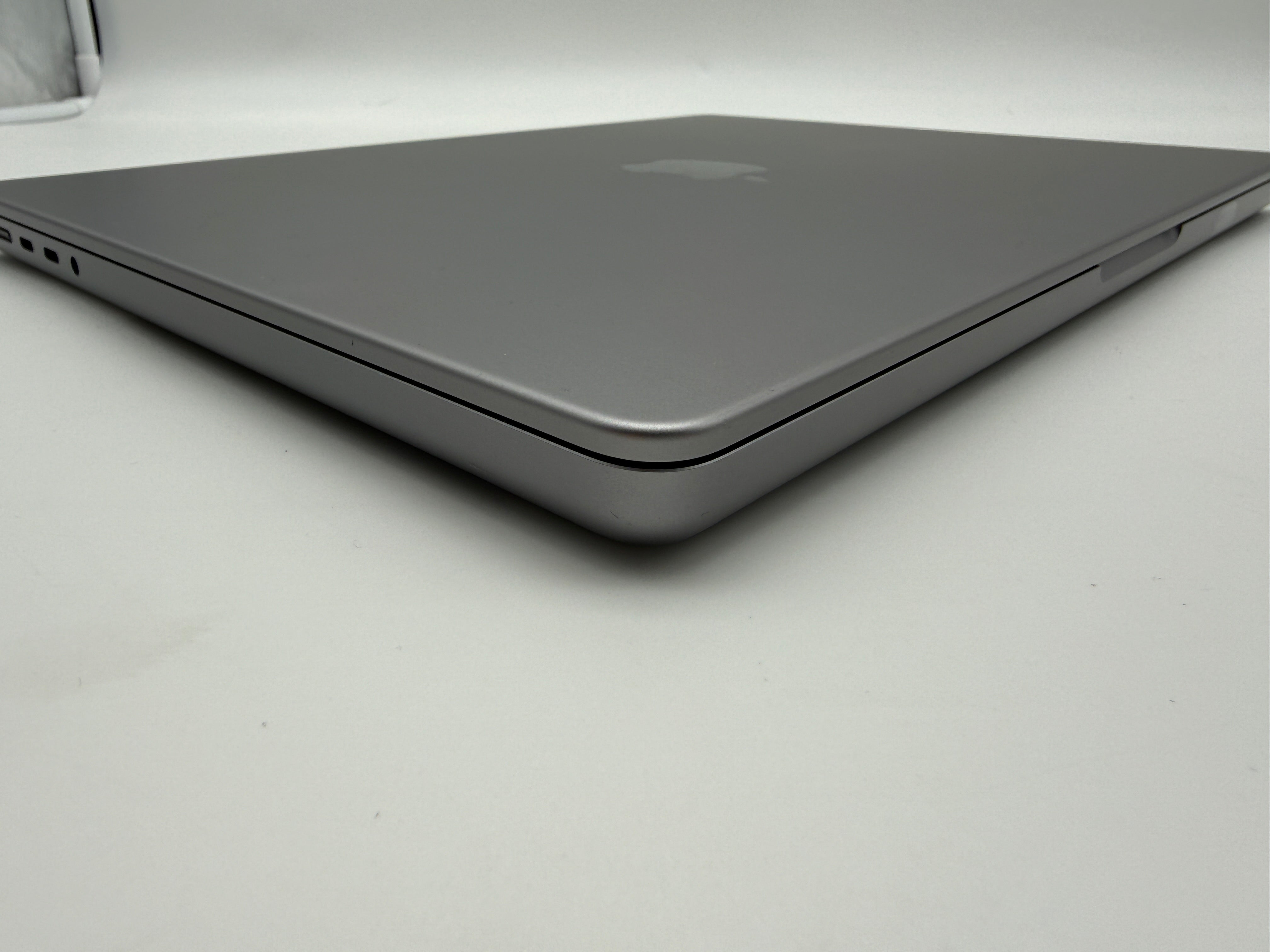 Macbook Pro 14" A2442 2021 M1 Max 32GB 512GB 24C Spacegrau MwSt. #PS344