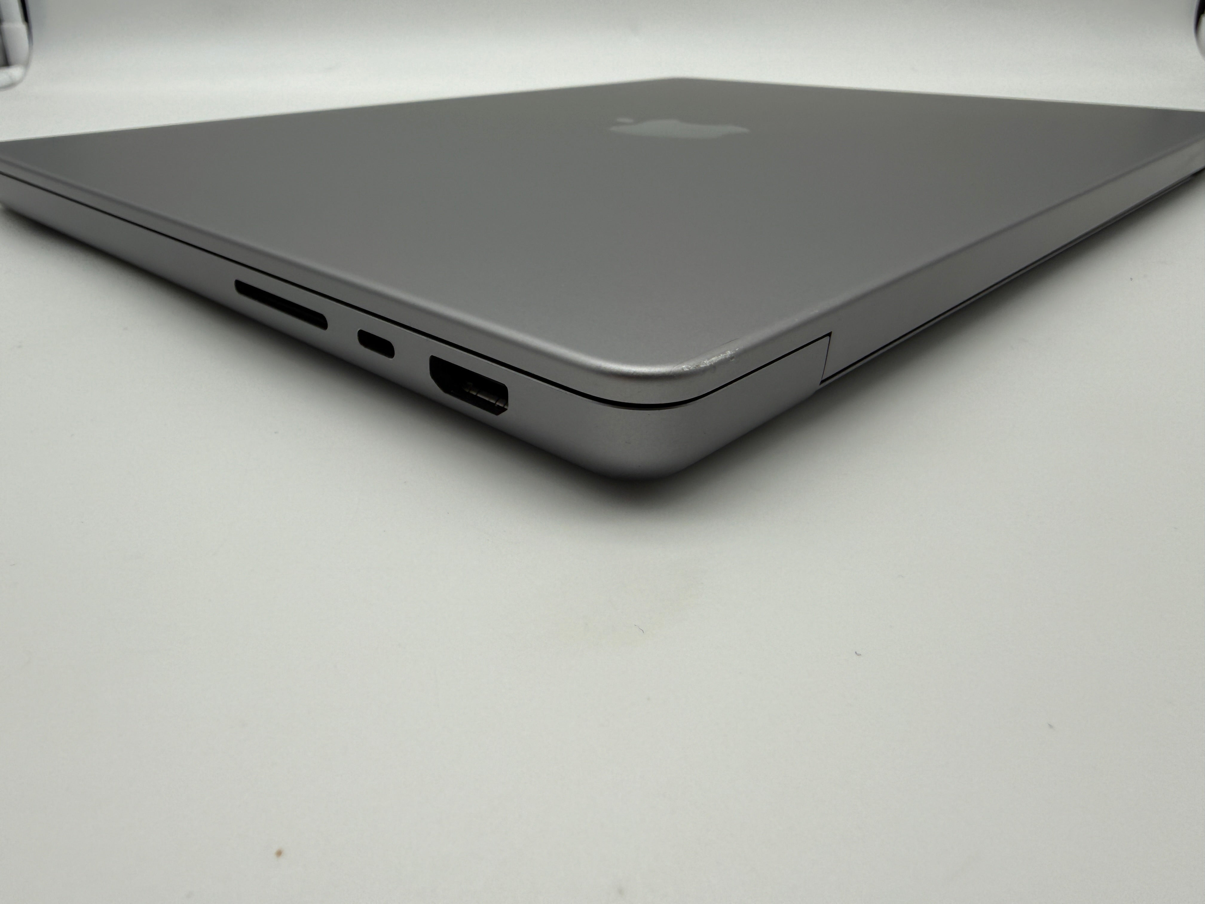 Macbook Pro 14" A2442 2021 M1 Max 32GB 512GB 24C Spacegrau MwSt. #PS344