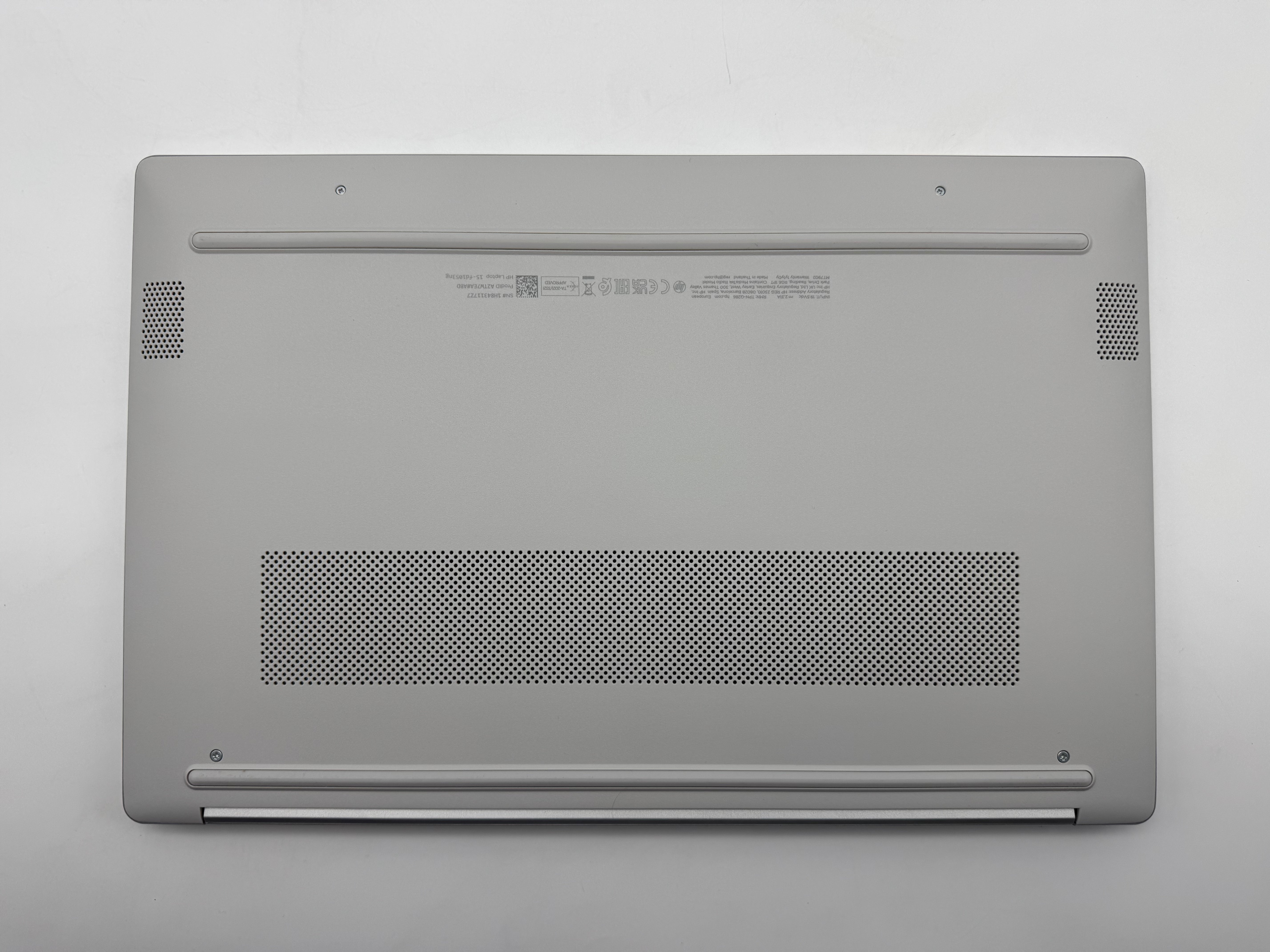 HP 15-fd1053ng 1,2GHz i3-100U 8GB 512GB 100% Akku MwSt. #PSW171