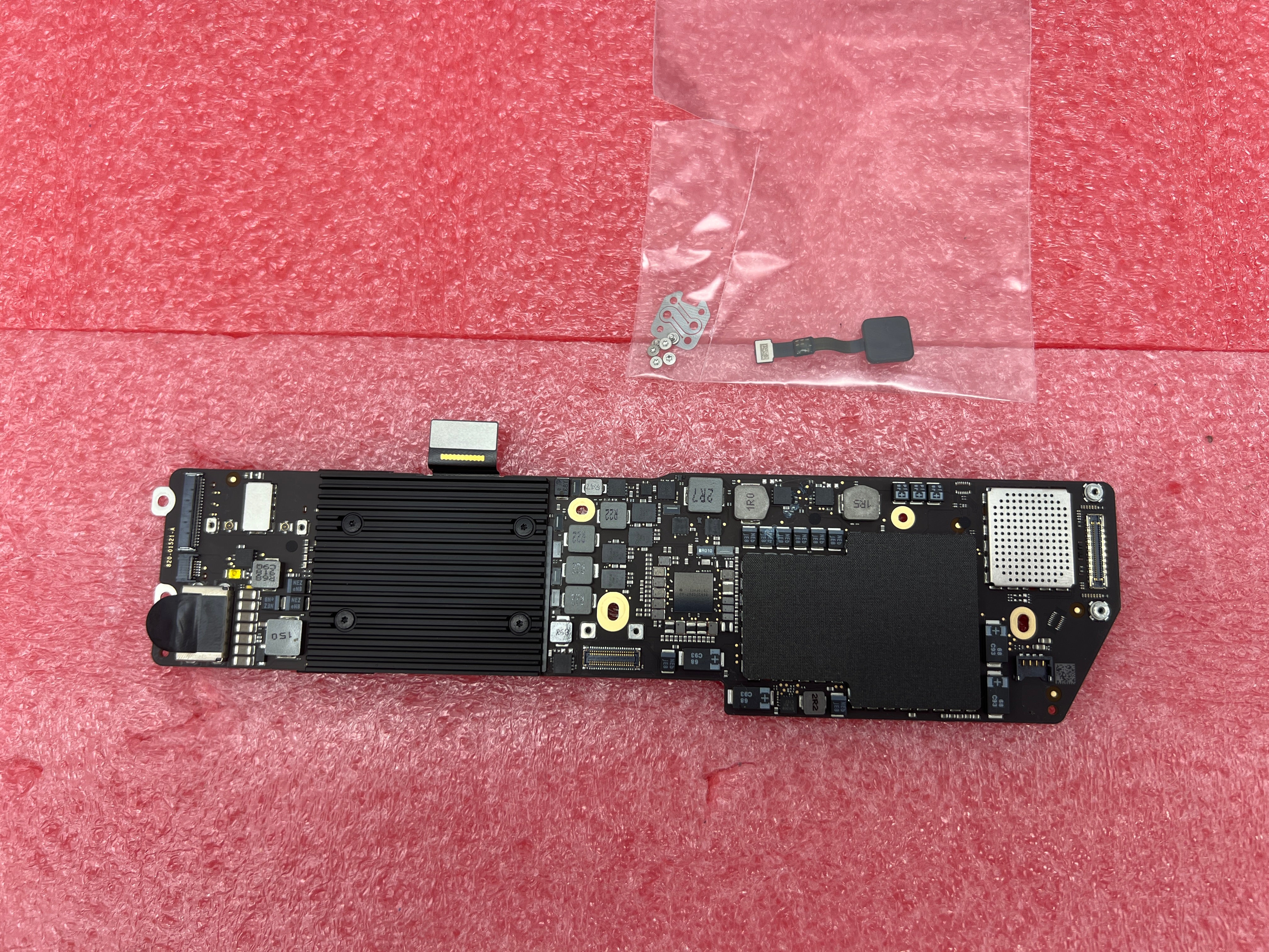 Macbook Air A1932 13" 2019 1,6GHz i5 16GB 256GB Mainboard 820-01521-A #M161