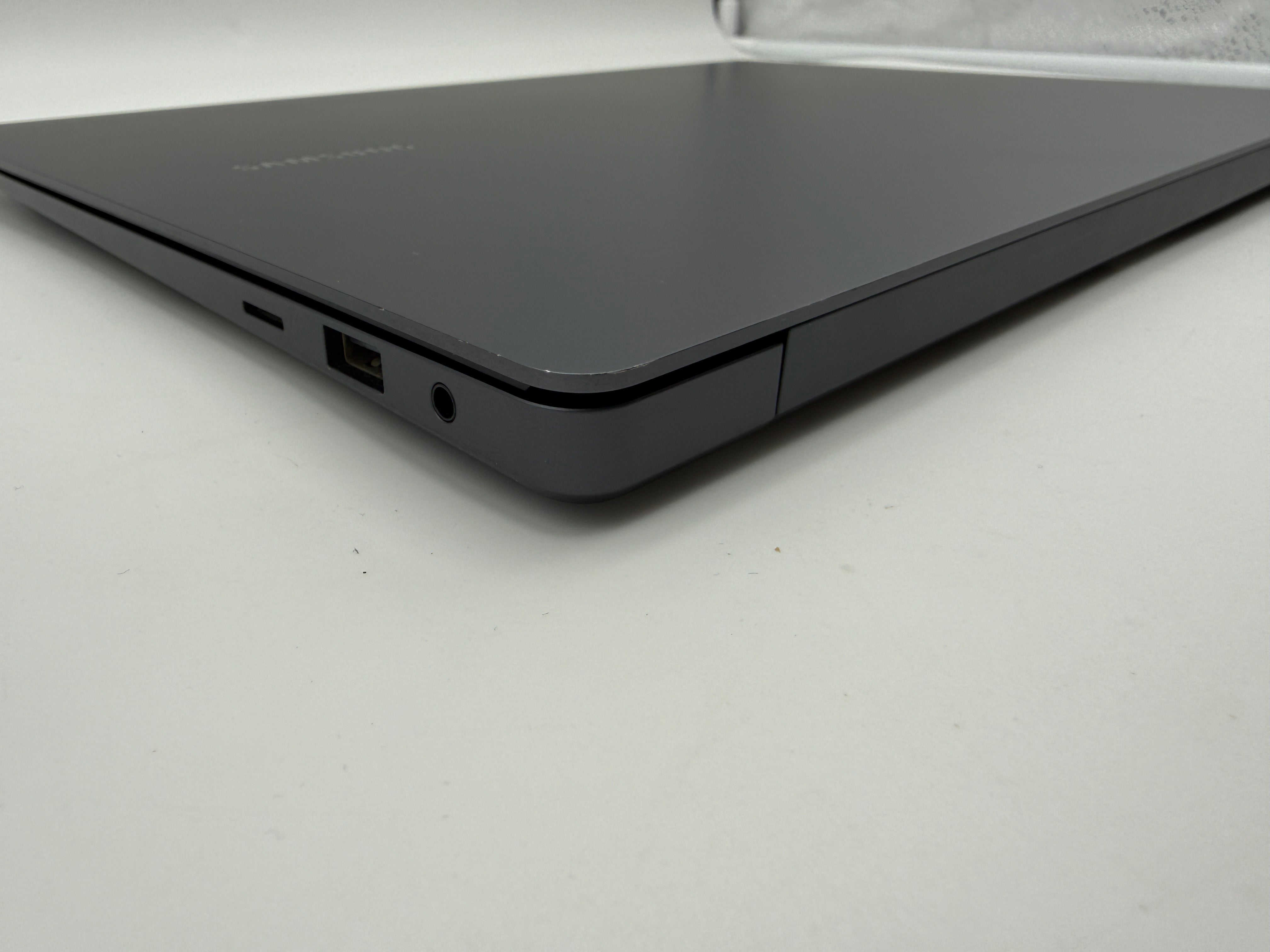Samsung Galaxy Book3 Ultra 16" AMOLED 120Hz i7-13700H 16GB 1TB RTX 4050