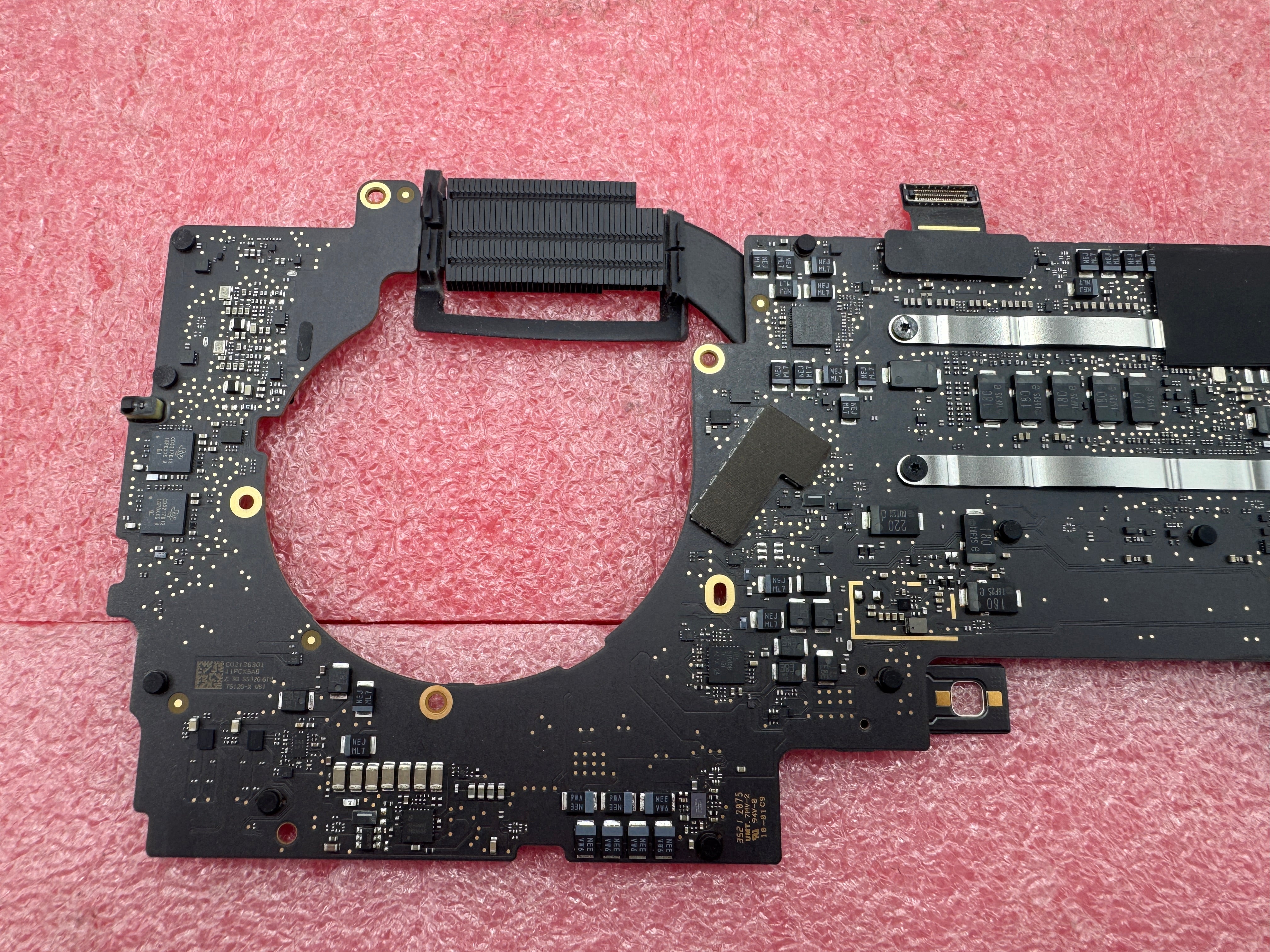 MacBook Pro A2251 13" 2020 2,3 GHz i7 32GB 512GB SSD Platine Mainboard #M166