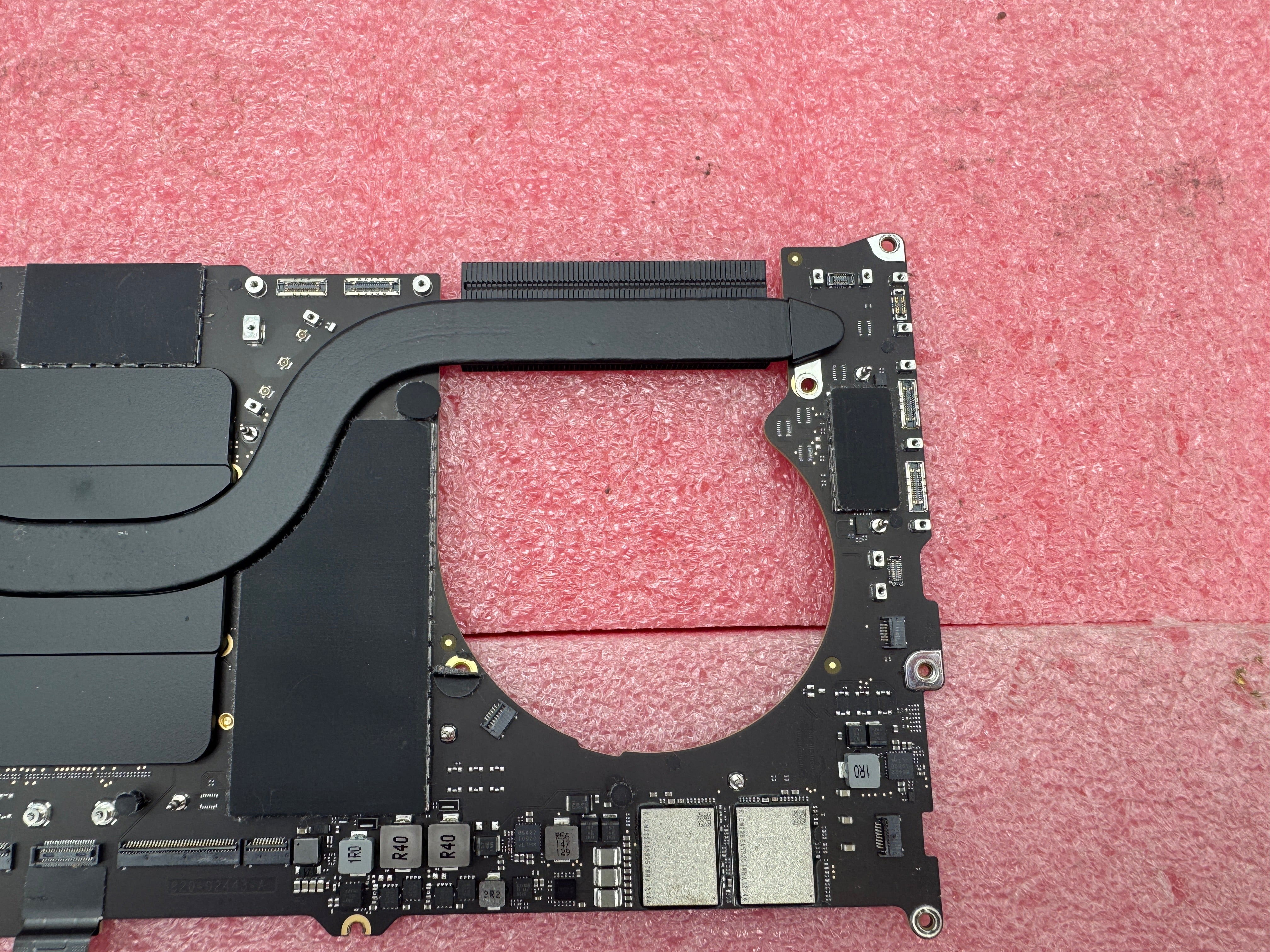 Macbook Pro 14" Mainboard Logicboard 2021 A2442 M1 Max 10C 32GB 24C 820-02443