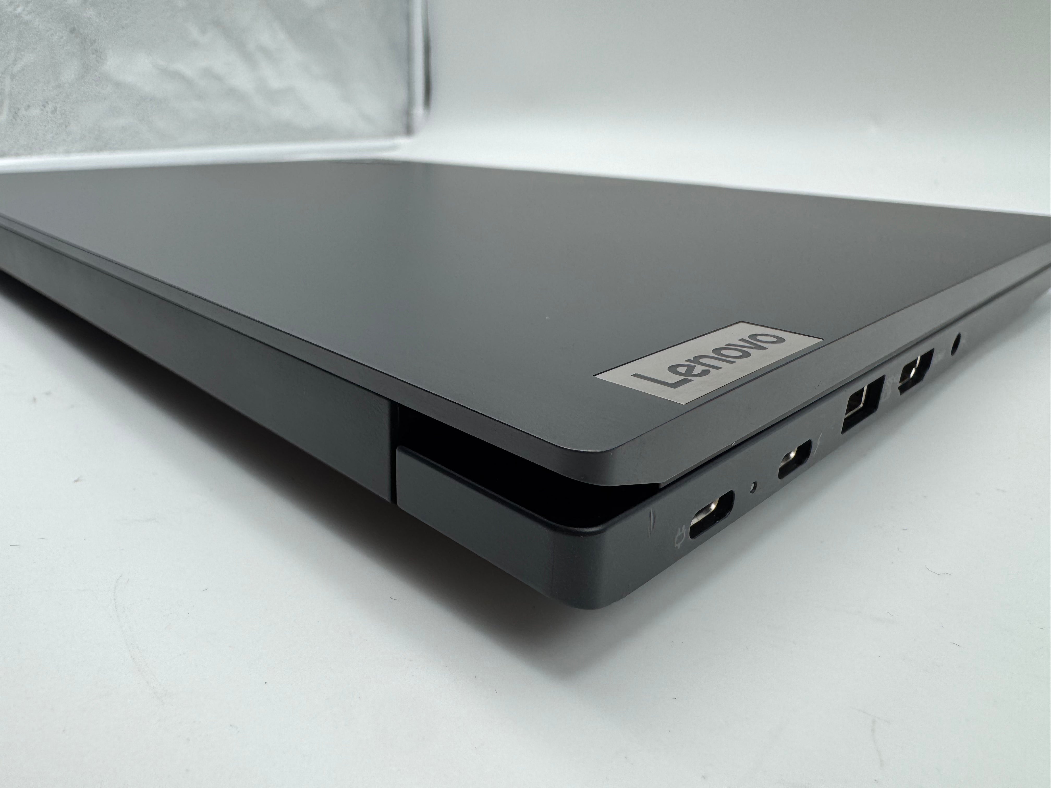 Lenovo Thinkpad E14 G5 Notebook i7-13700H 2,4 GHz 16GB 512GB SSD Deutsch MwSt.