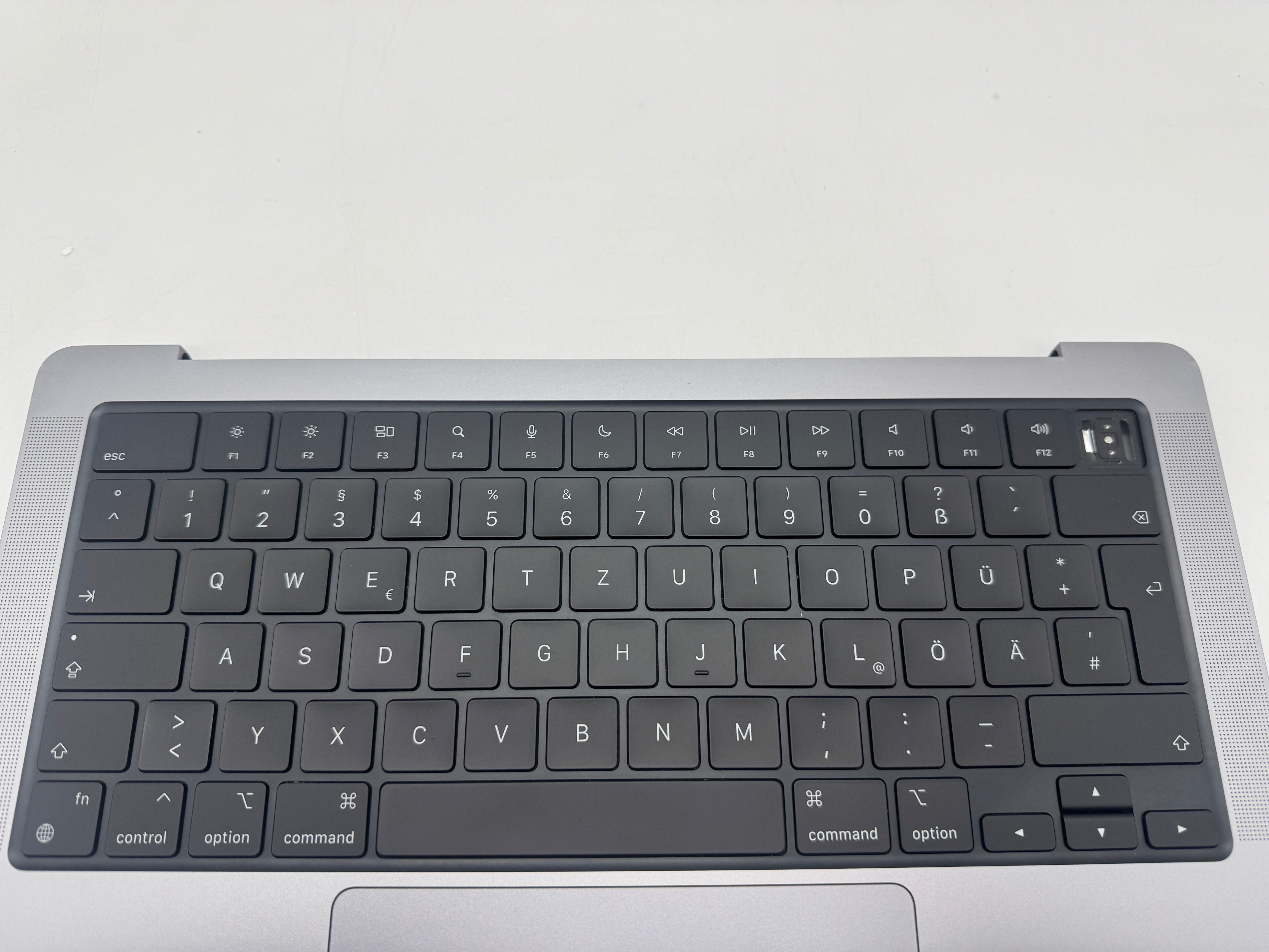 Macbook Pro 14" 2021 A2442 Topcase QWERTZ Tastatur Spacegrau #T770