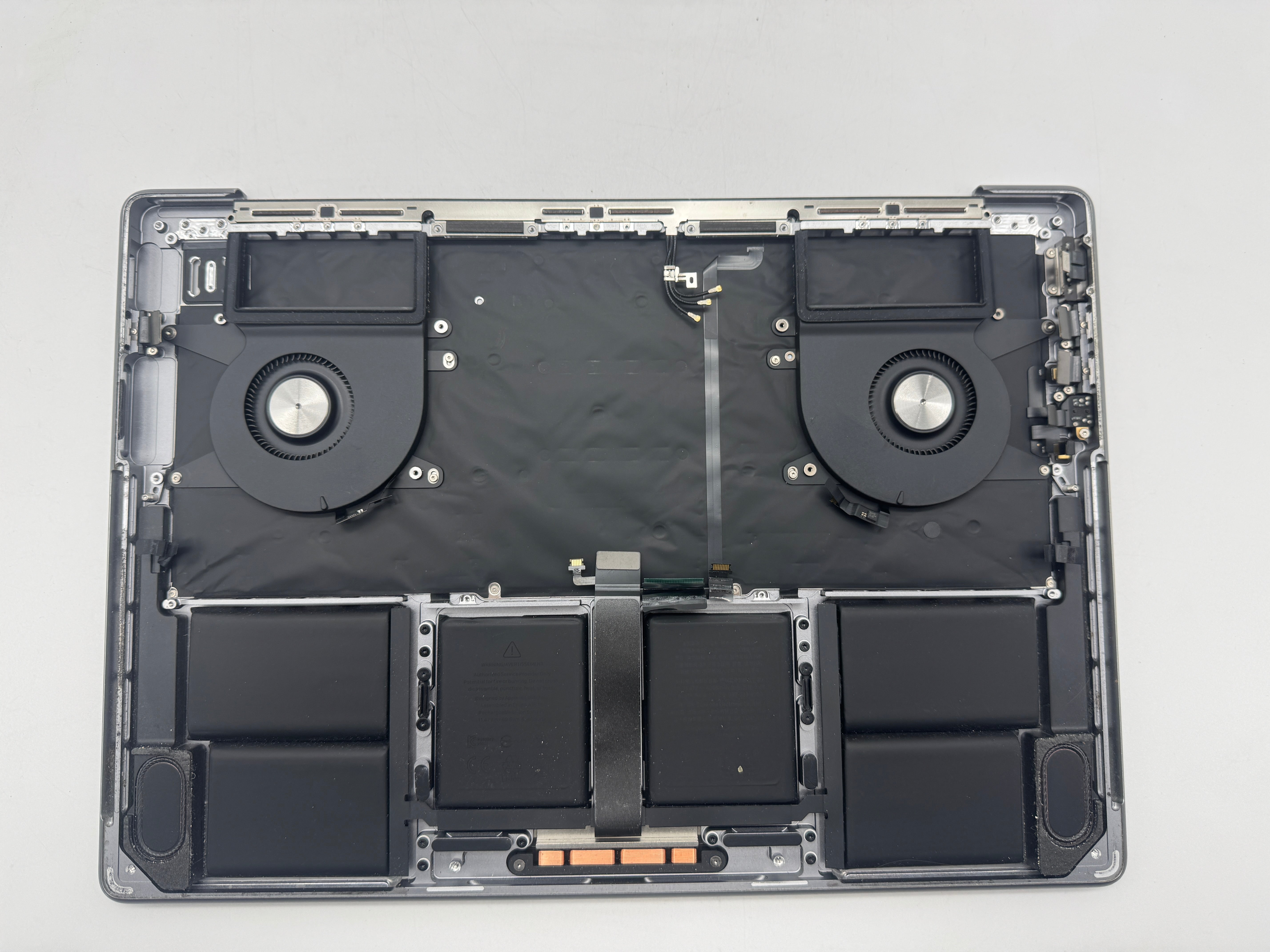 Macbook Pro 14" 2021 A2442 Topcase QWERTZ Tastatur Spacegrau #T770