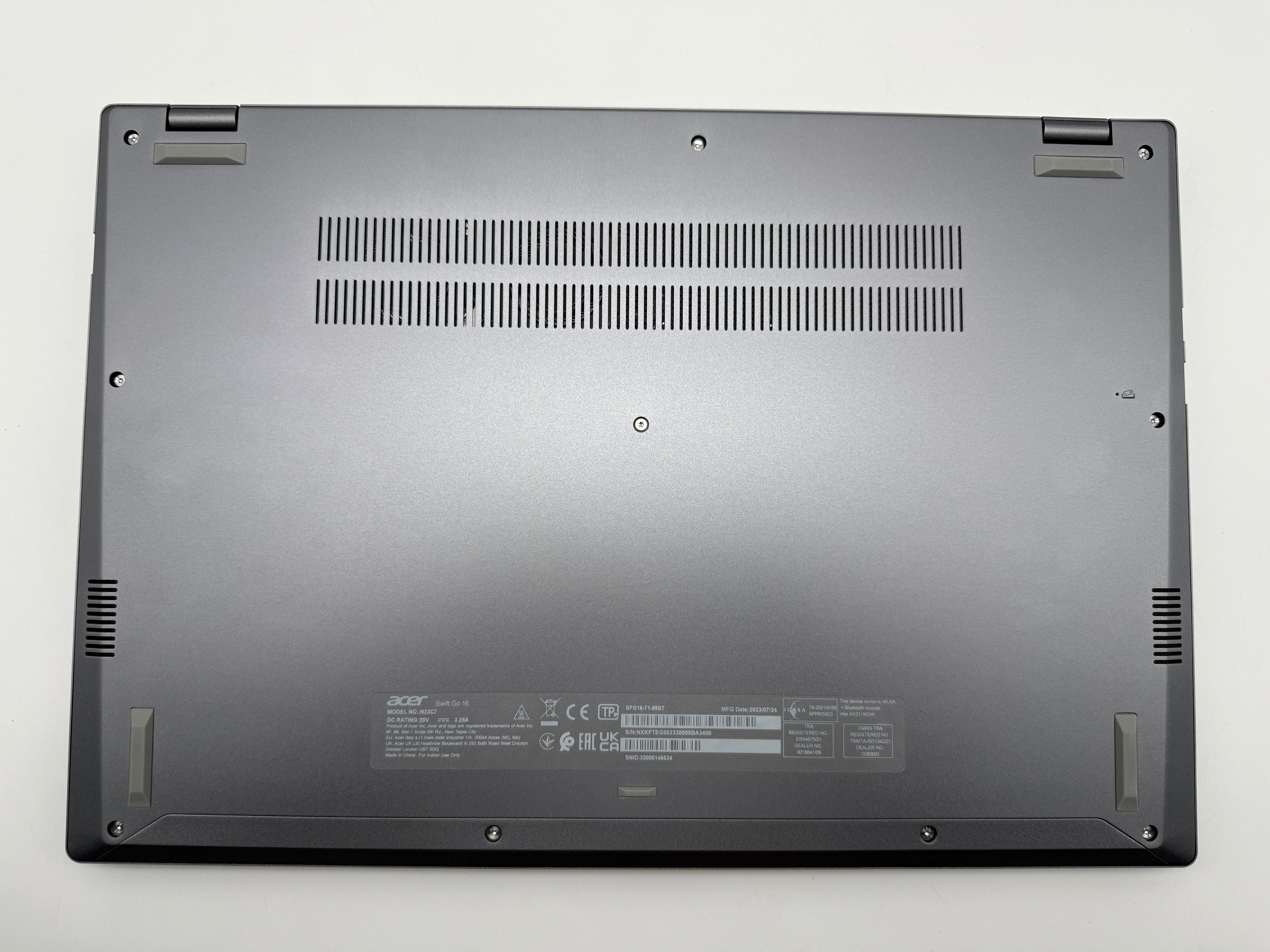Acer Swift Go 16 OLED Notebook i5-1335U / 16GB RAM / 512 GB SSD 1,3GHz