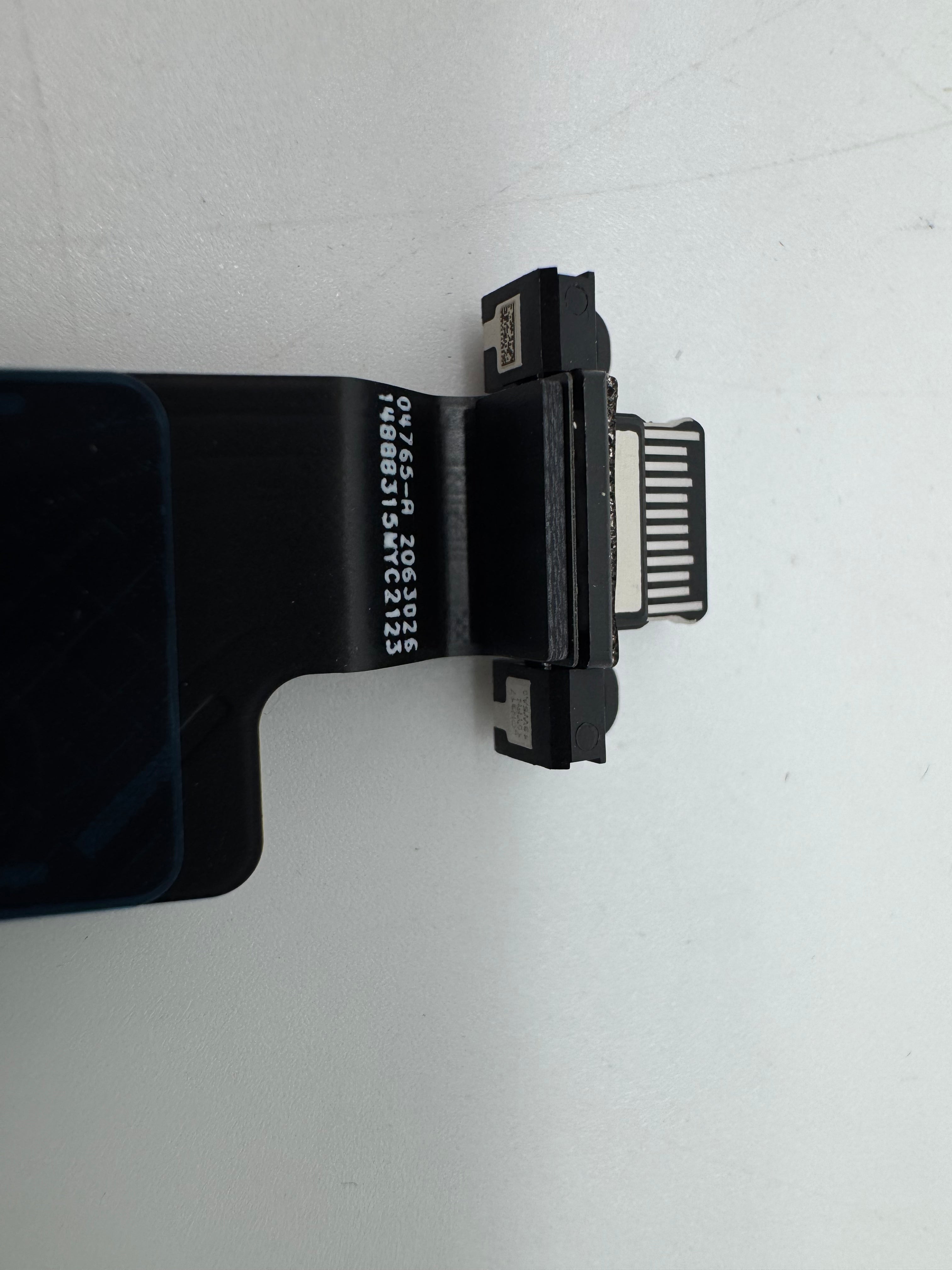 Macbook Air 15" A2941 USB-C Buchse Ladebuchse 821-04756-A