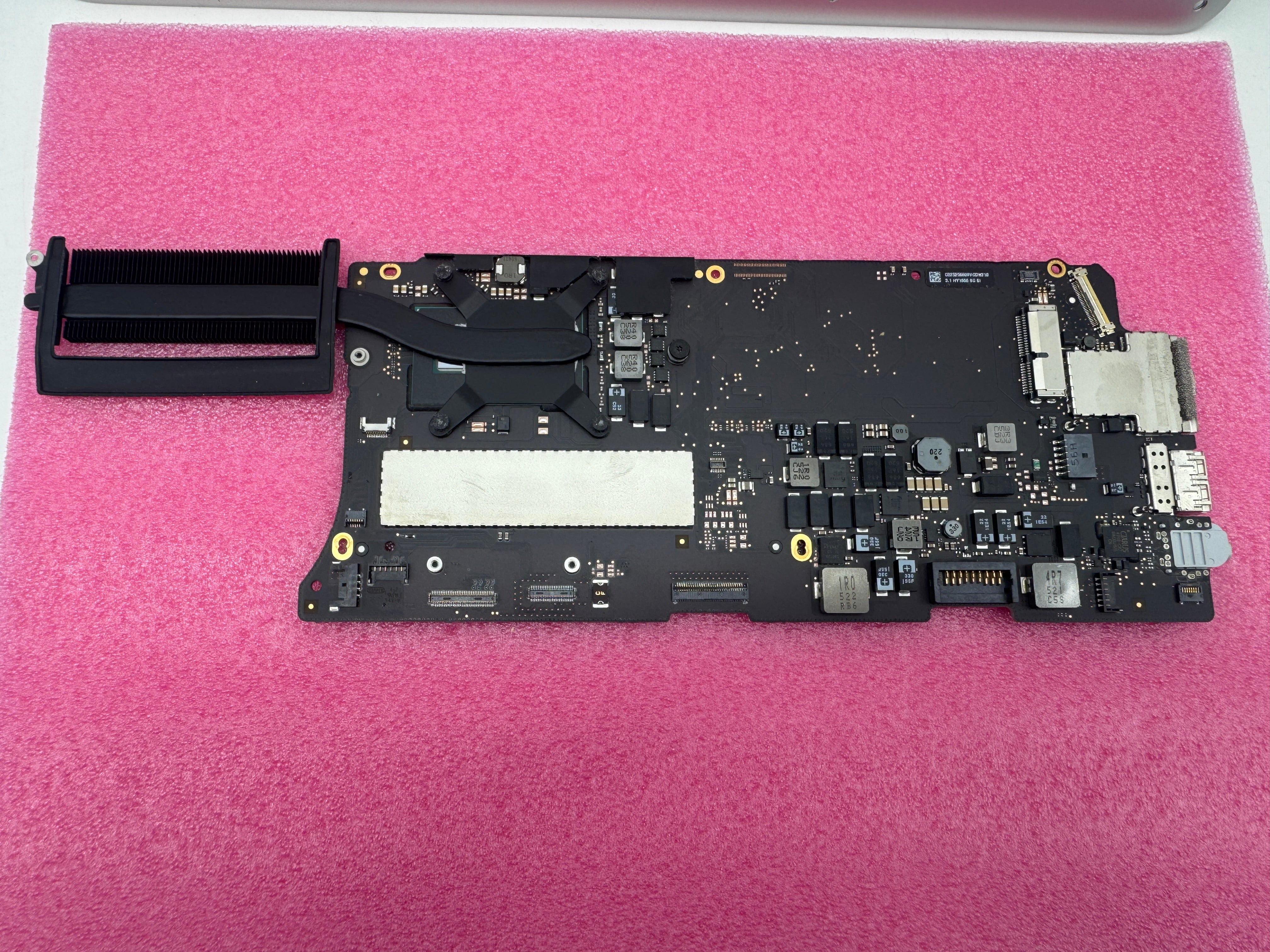 MacBook Pro A1502 13" 2015 3,1 GHz i7 8GB Platine Mainboard #M170