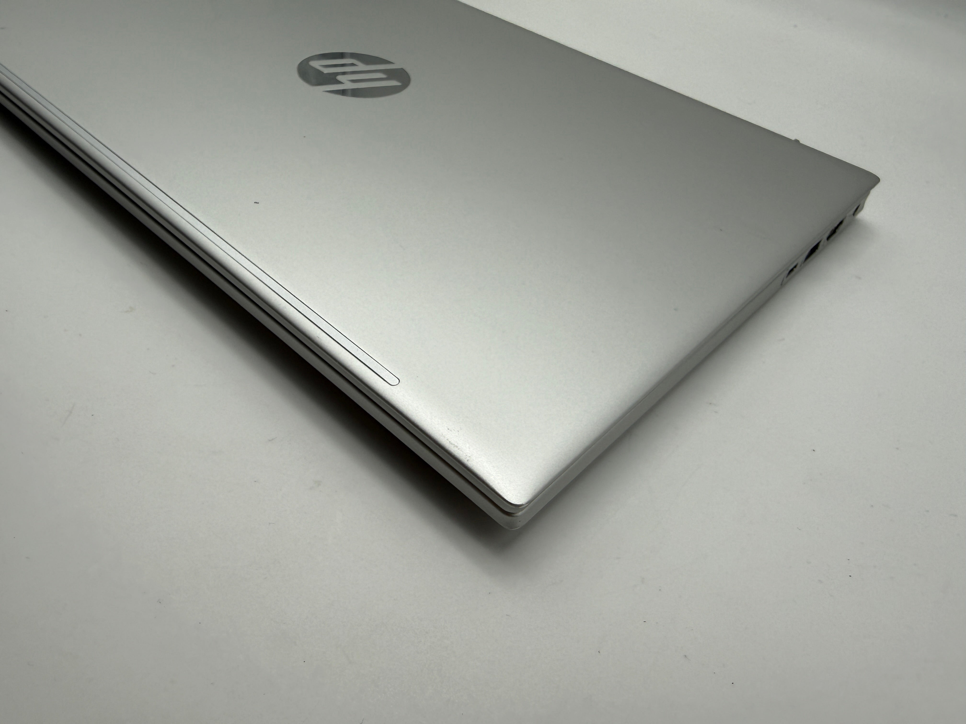 HP Pavilion 14-ec0076ng Ryzen 7 5700U 16GB 512GB 100% Akku MwSt.