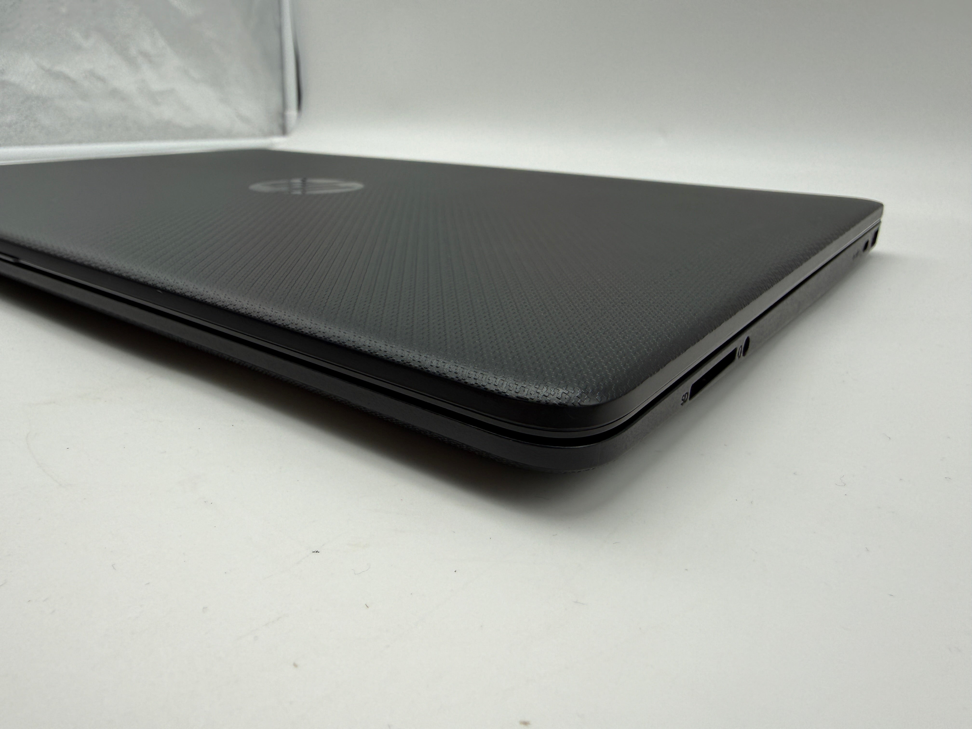 HP 15s-eq2252ng 15.6" AMD Ryzen 5 5500U 2,1GHz 8GB 256GB Schwarz MwSt.