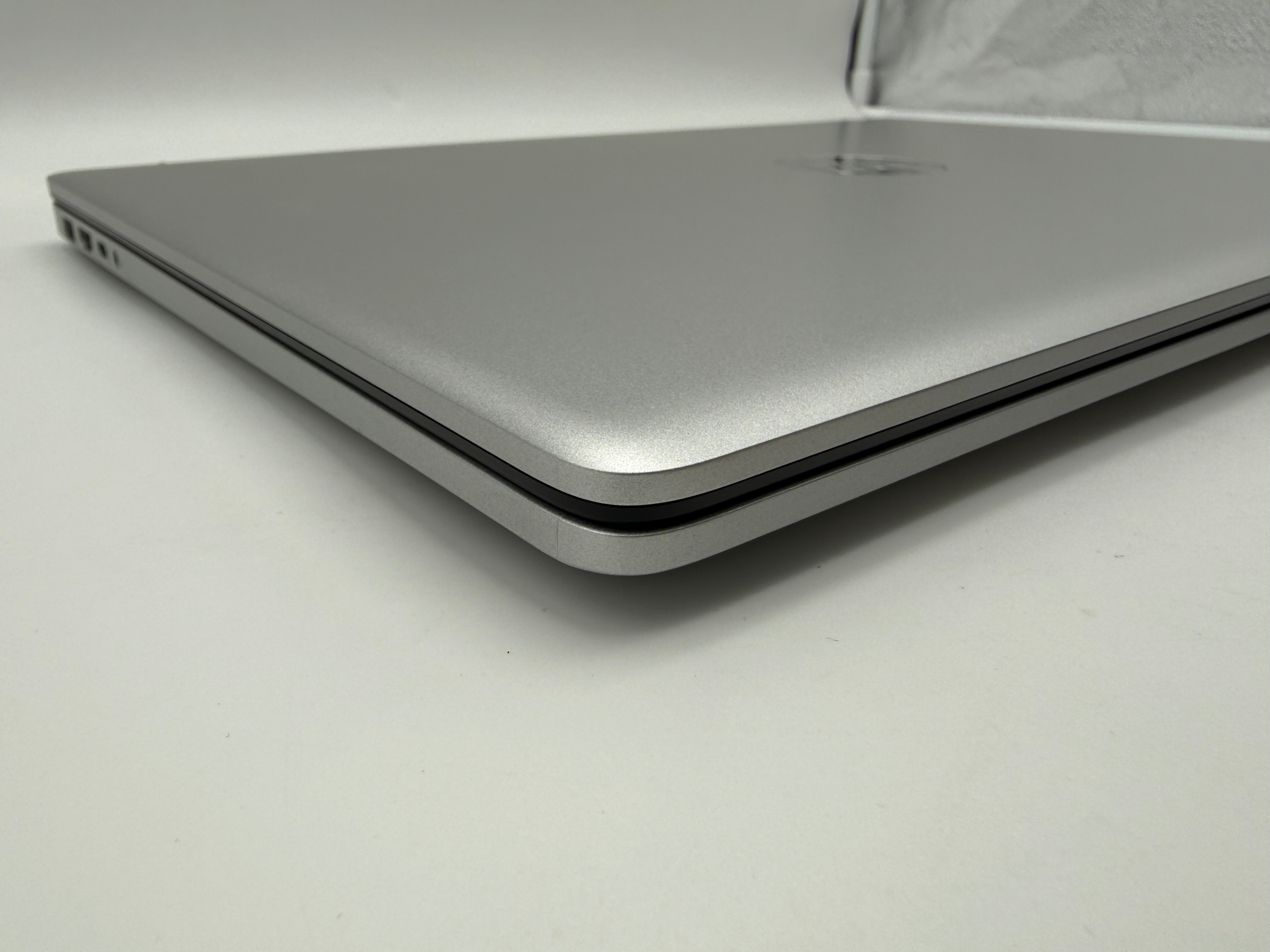 HP 17-cn3056ng Laptop i5-1335U 1,3GHz 16GB 512GB SSD 100% Akku MwSt.