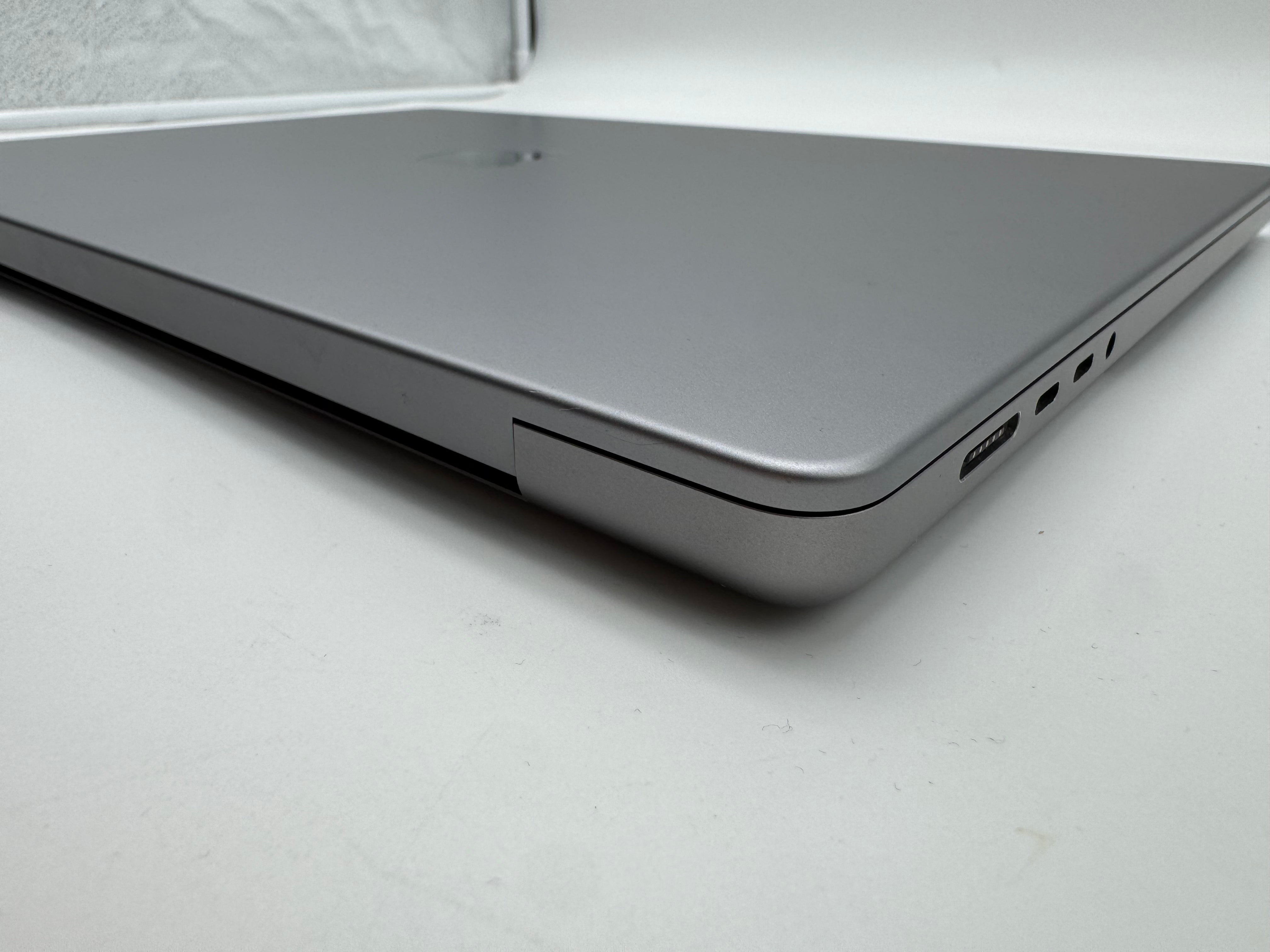 Macbook Pro 16" A2485 M1 Max 32GB 1TB 2021 32-C GPU Spacegrau MwSt. #PS339