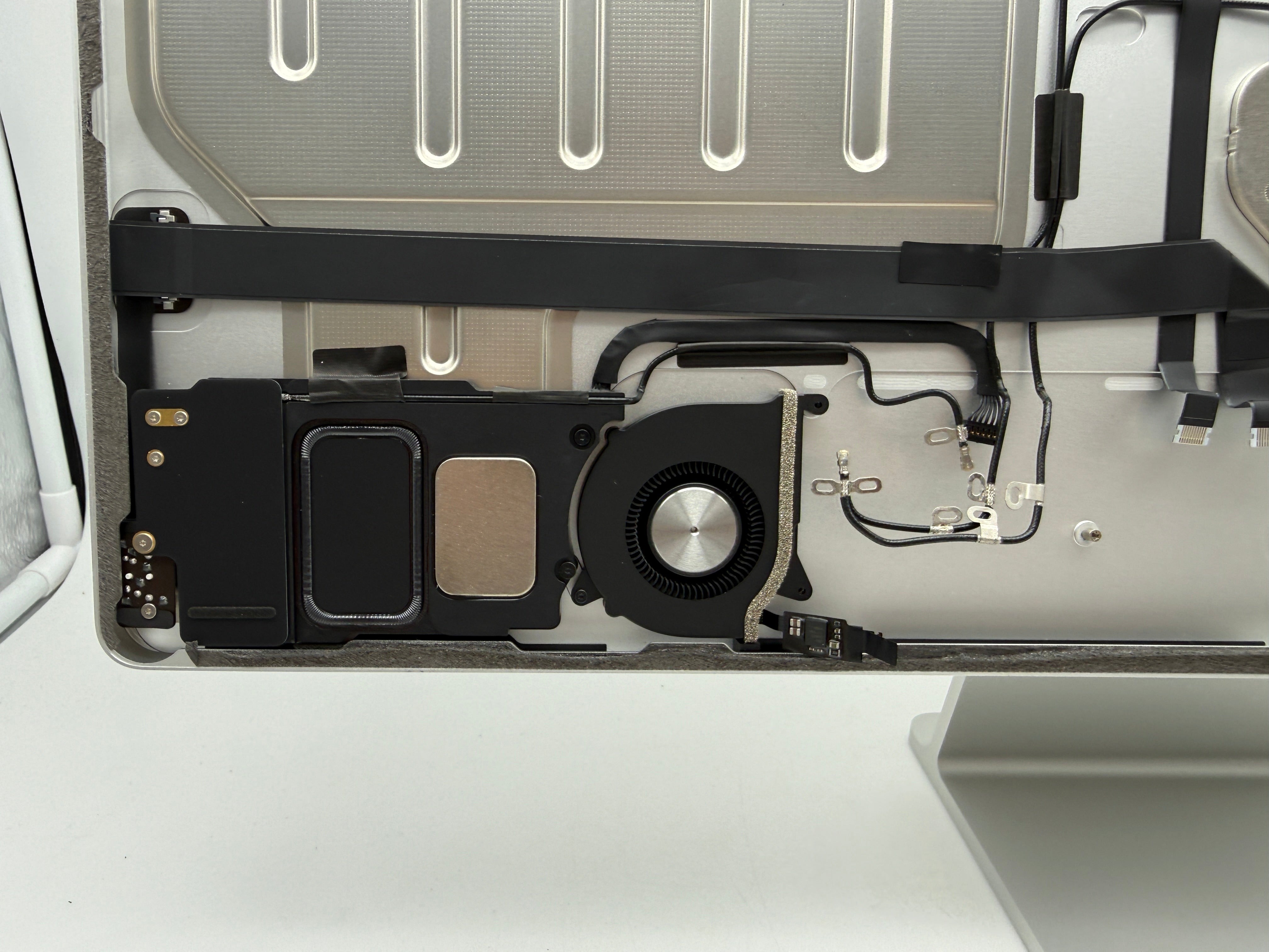 Apple iMac 24" 2021 A2438 Gehäuse Standfuß Lautsprecher Lüfter Silber #PSG20