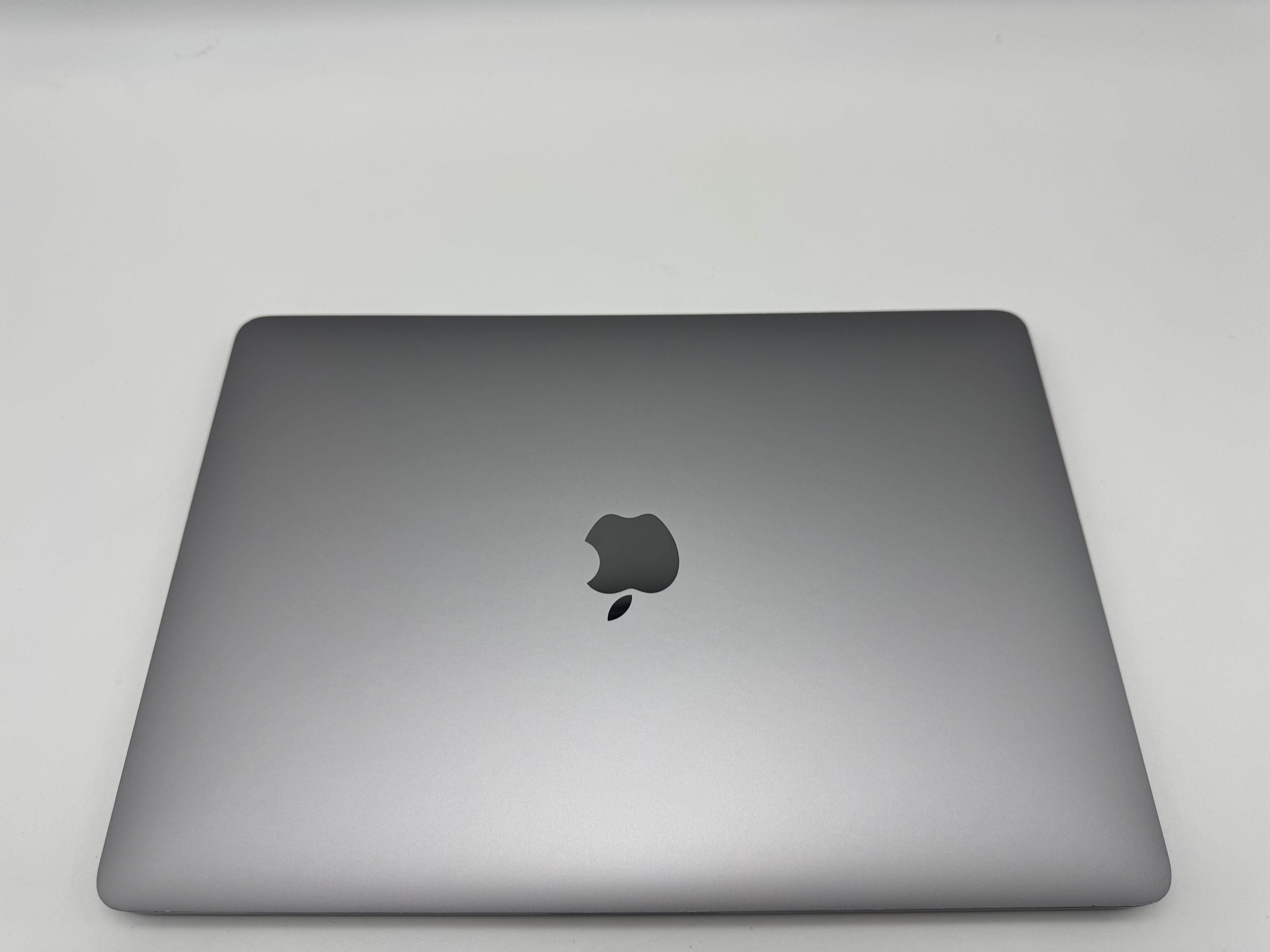 Macbook Pro 13" A2338 M1 16GB 1TB 2020 Spacegrau Grau MwSt. #PS352