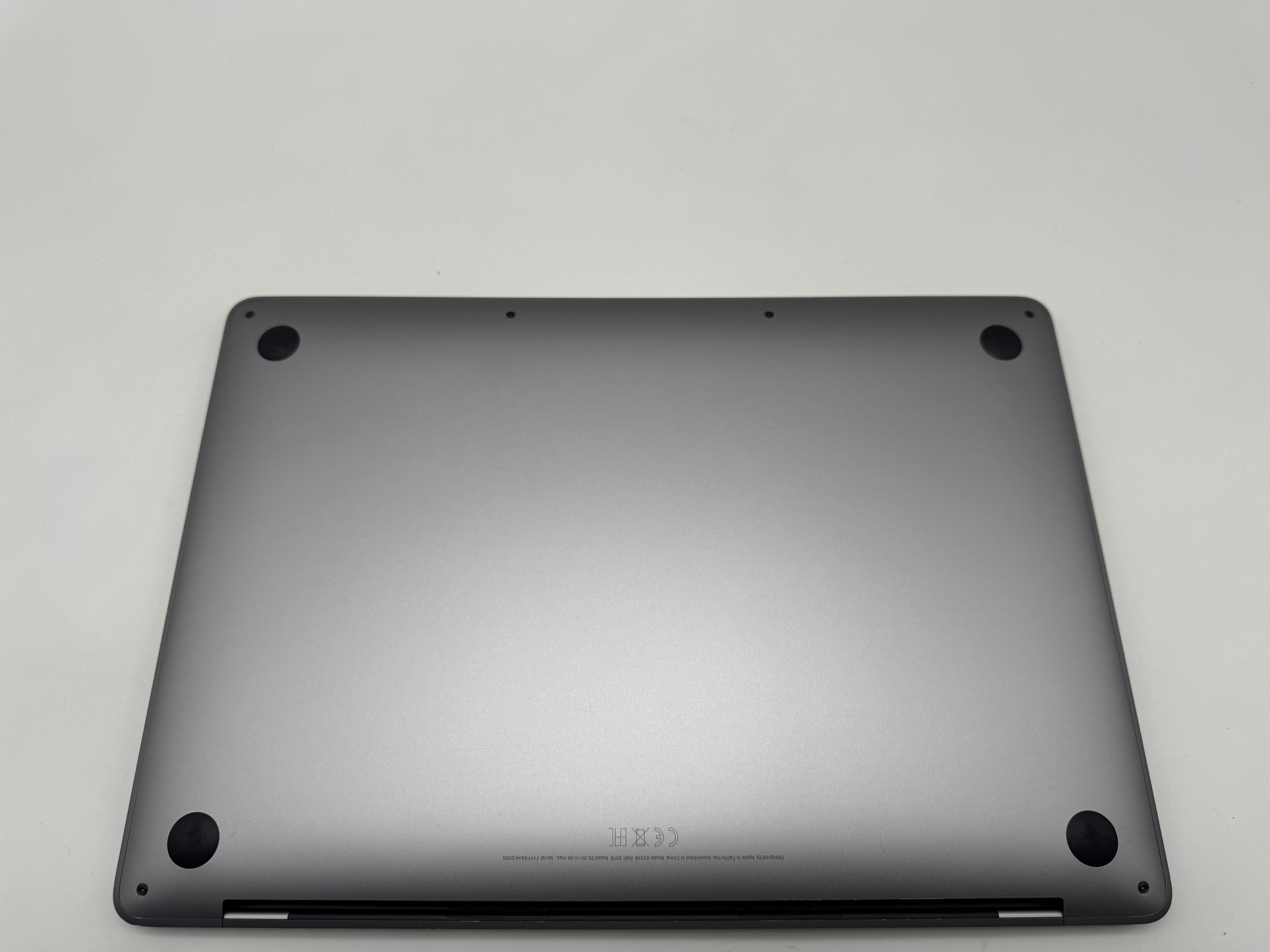 Macbook Pro 13" A2338 M1 16GB 1TB 2020 Spacegrau Grau MwSt. #PS352