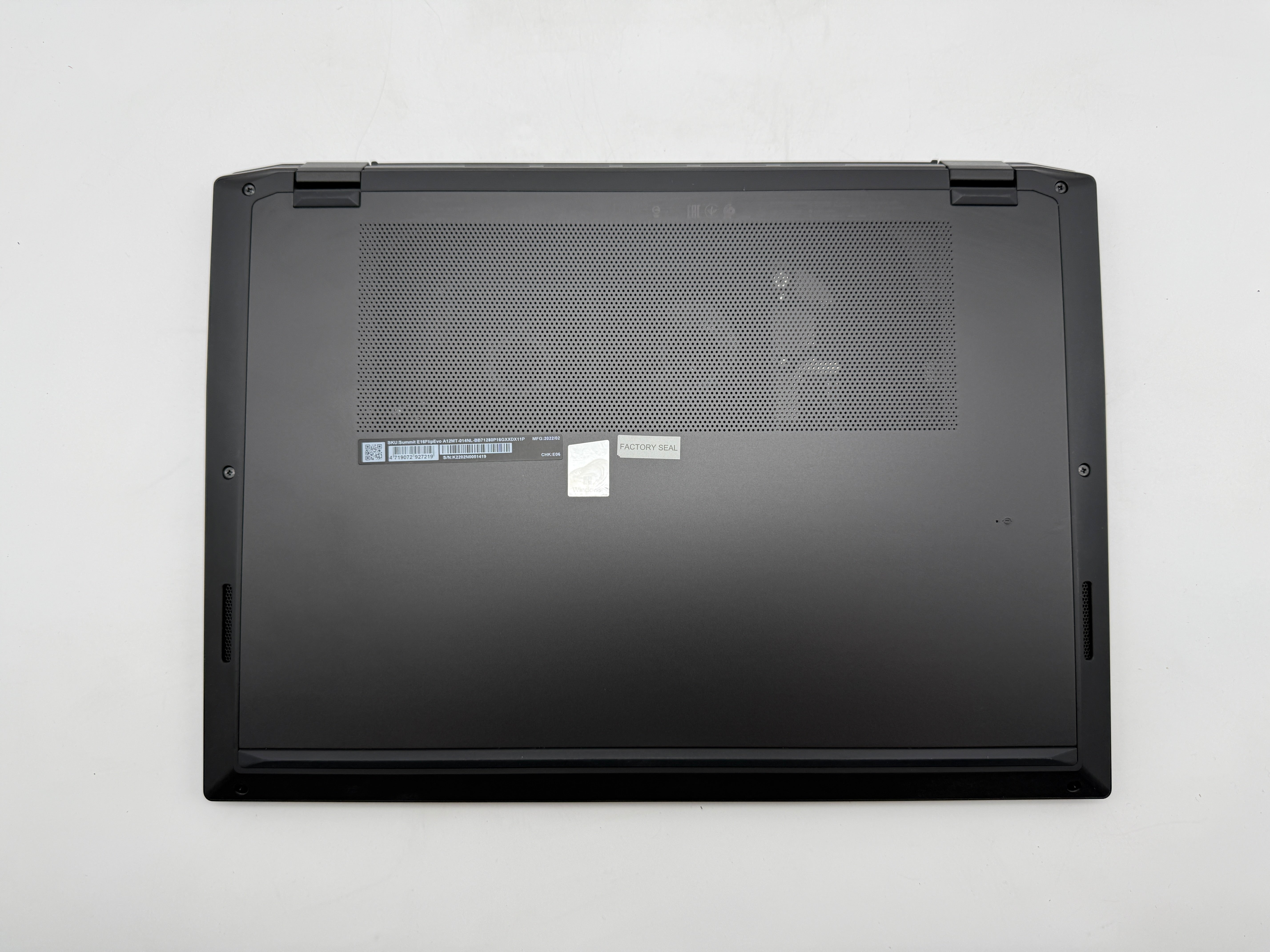 MSI Summit E16 Flip A12MT I7-1280P 16GB 1TB Schwarz QWERTY US MwSt.