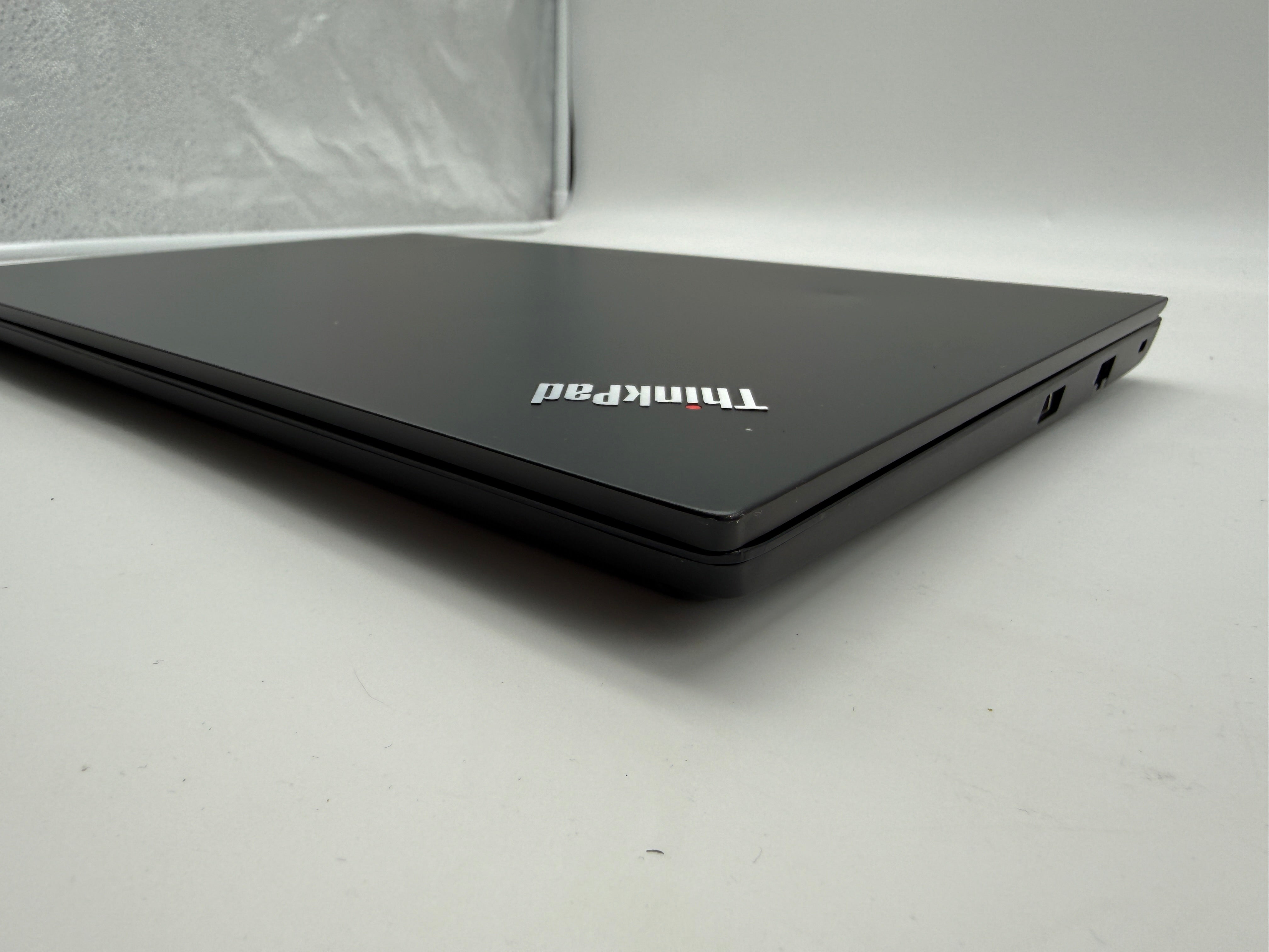 Lenovo Thinkpad E14 G4 Notebook i5-1235U 1,3 GHz 16GB 512GB SSD MwSt.