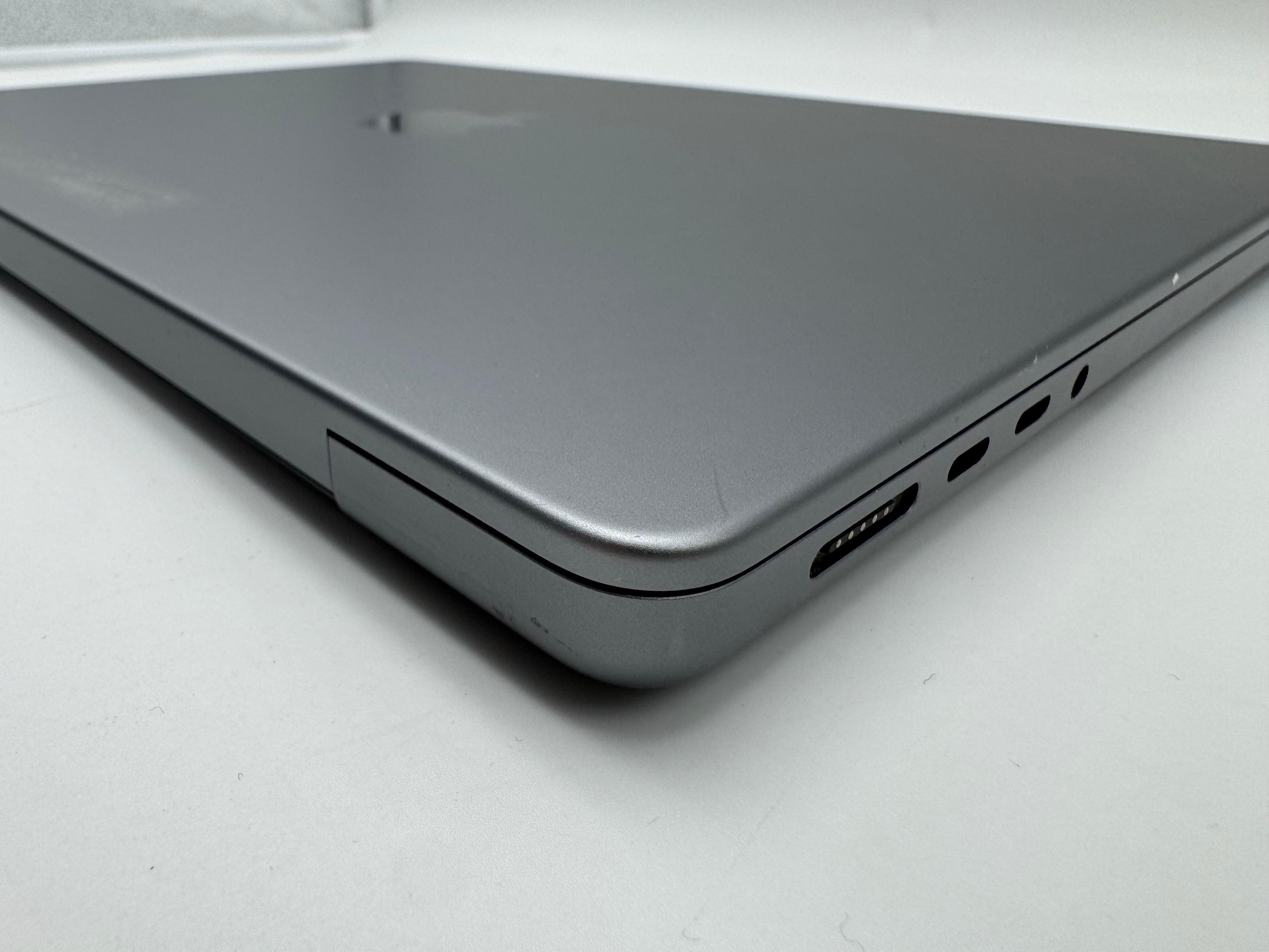 Macbook Pro 14" A2442 2021 M1 Pro 32GB 1TB 16C Spacegrau MwSt. #PS358
