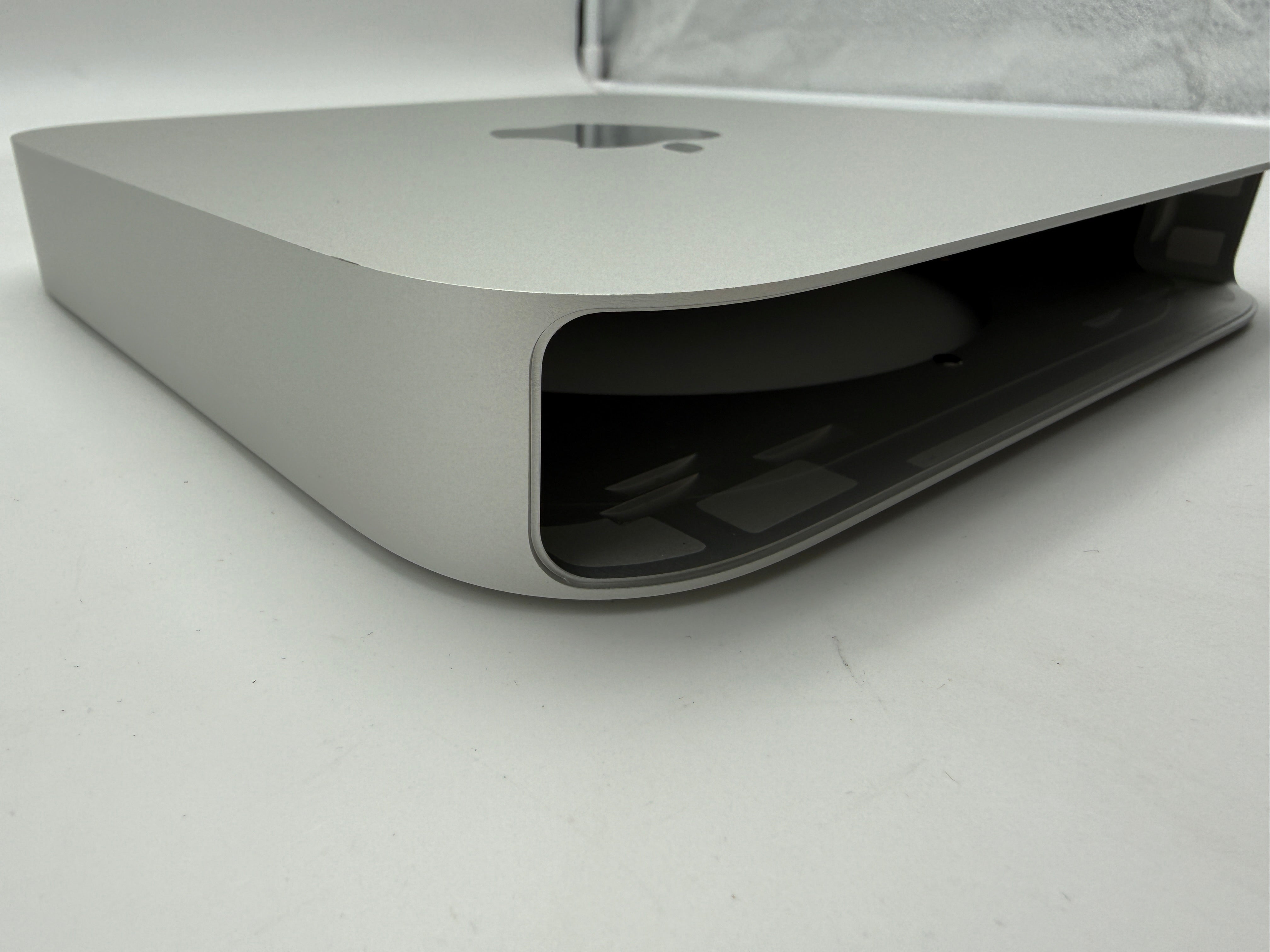 Apple Mac Mini M2 A2686 Gehäuse Housing Silber original Pulled