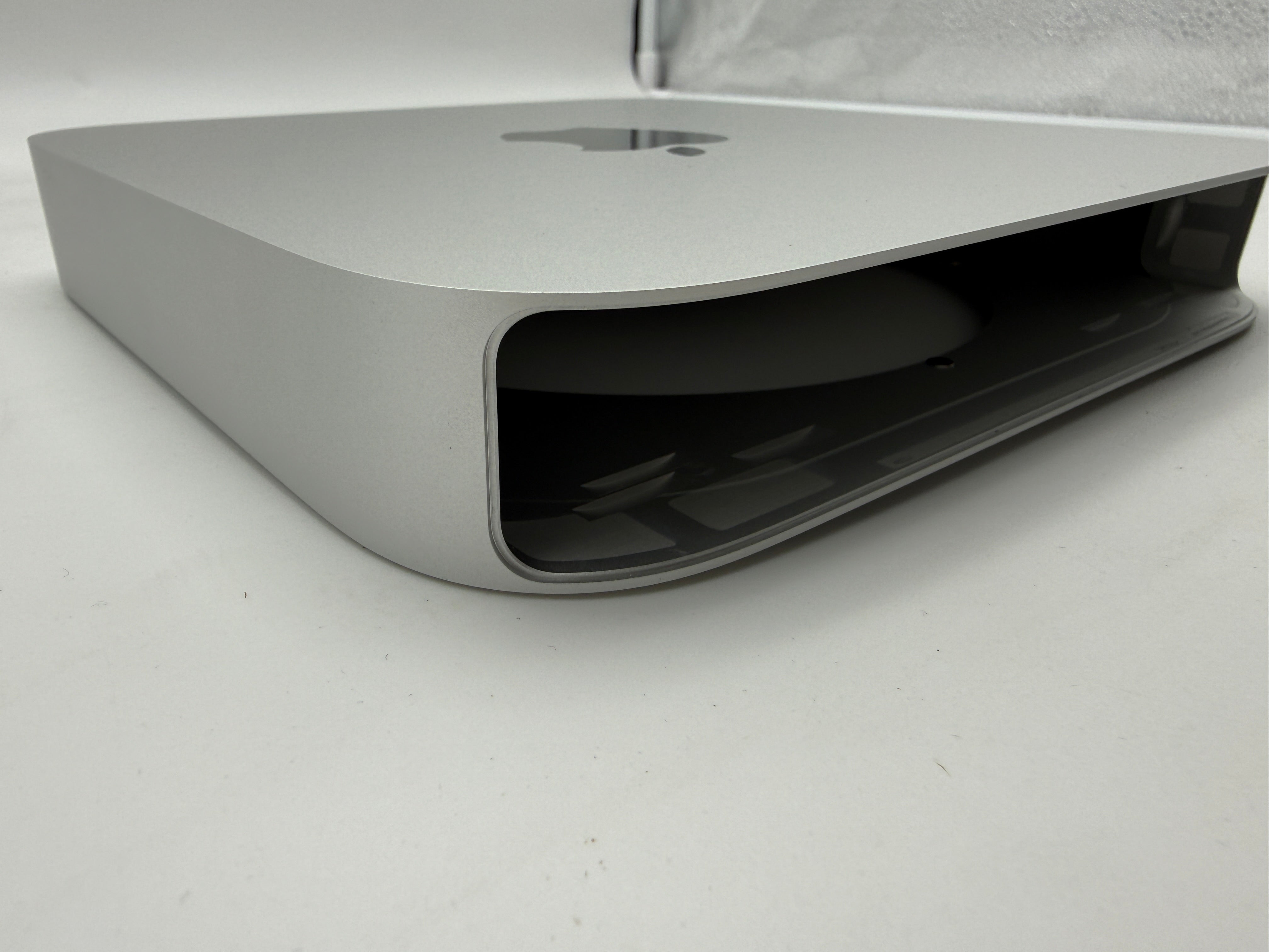 Apple Mac Mini M1 A2348 Gehäuse Housing Silber original Pulled