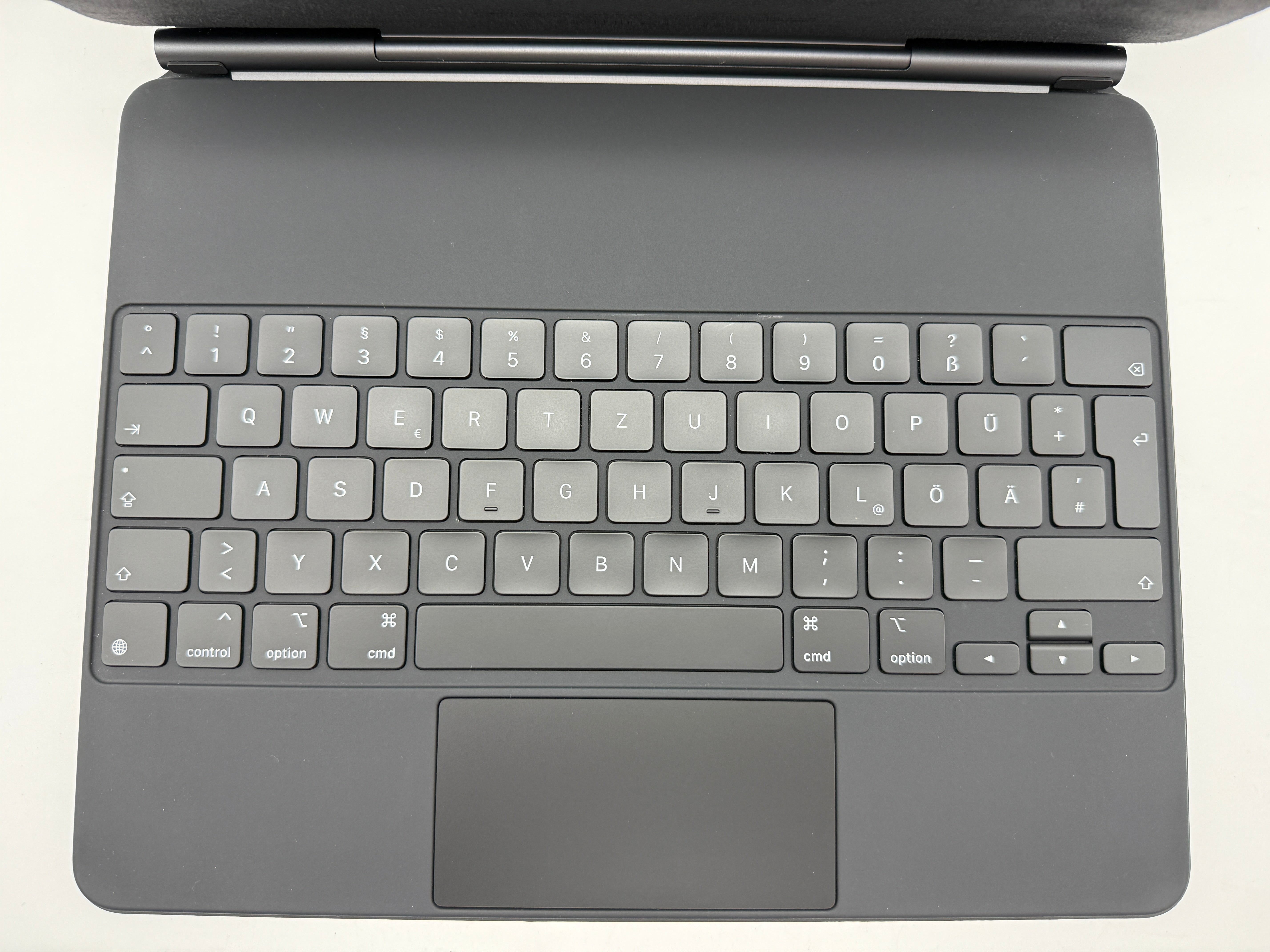 Apple iPad Magic Keyboard iPad Pro 12,9" 3. 4. 5. 6. Gen QWERTZ A2480 MwSt.