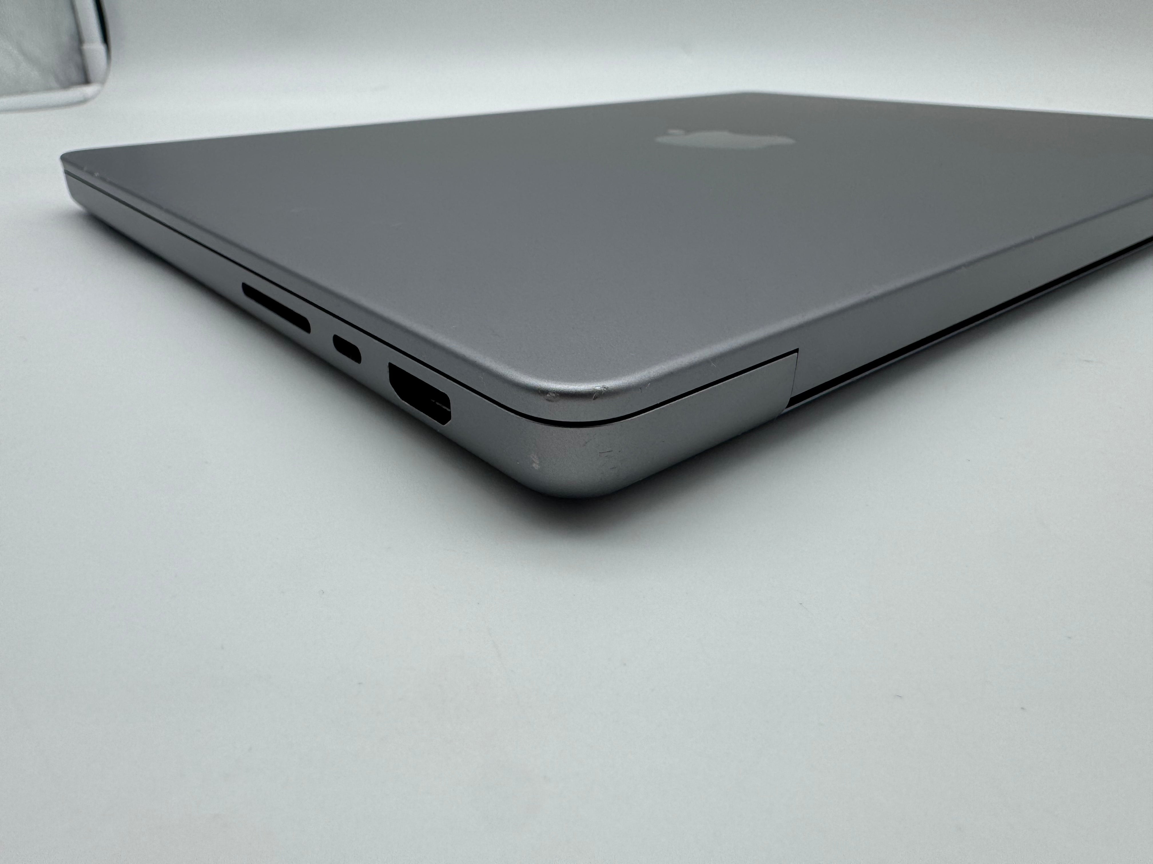 Macbook Pro 14" A2442 2021 M1 8-C 16GB 512GB 14-C Spacegrau MwSt. #PS370