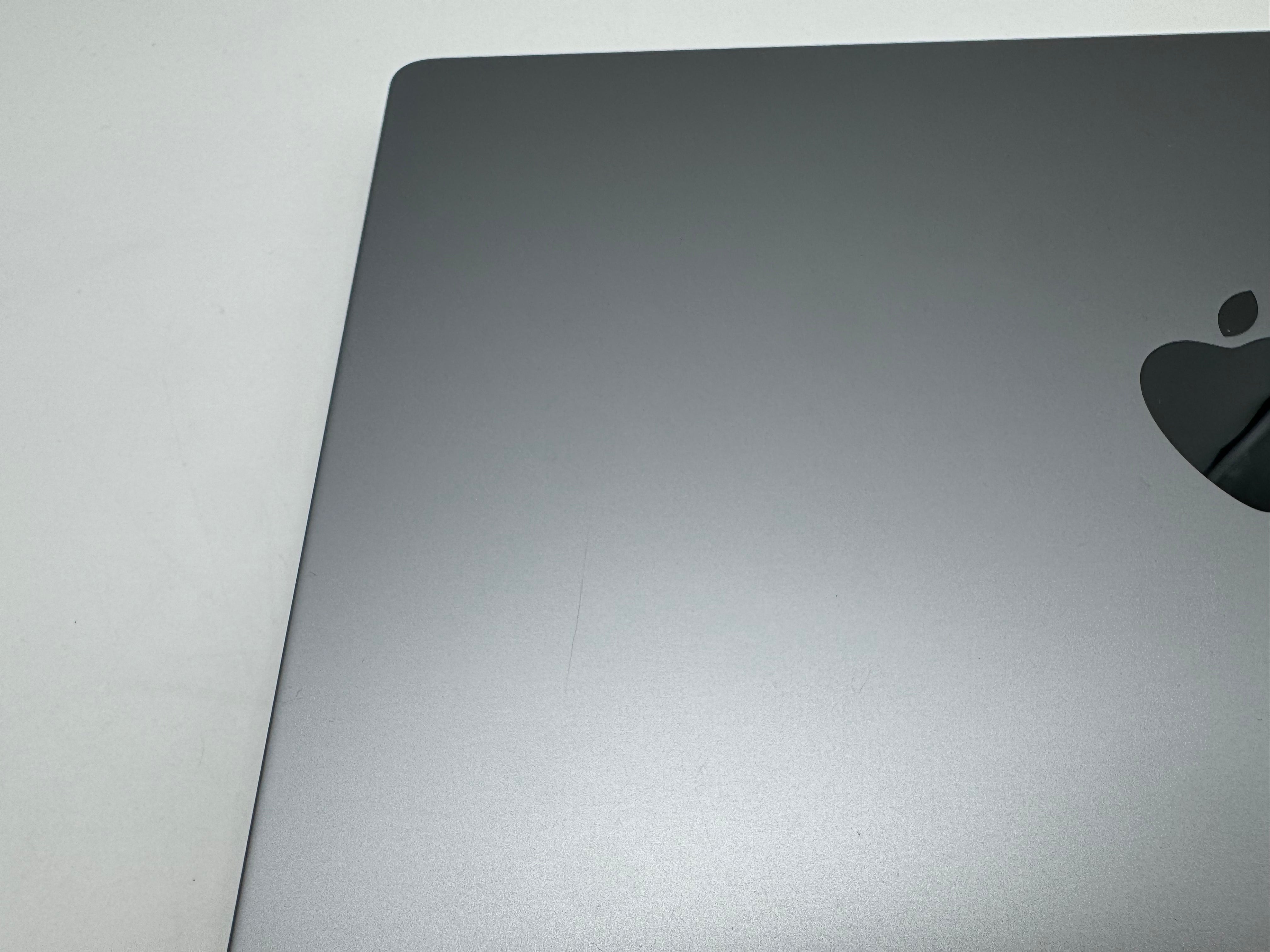 Macbook Pro 14" A2442 2021 M1 8-C 16GB 512GB 14-C Spacegrau MwSt. #PS372