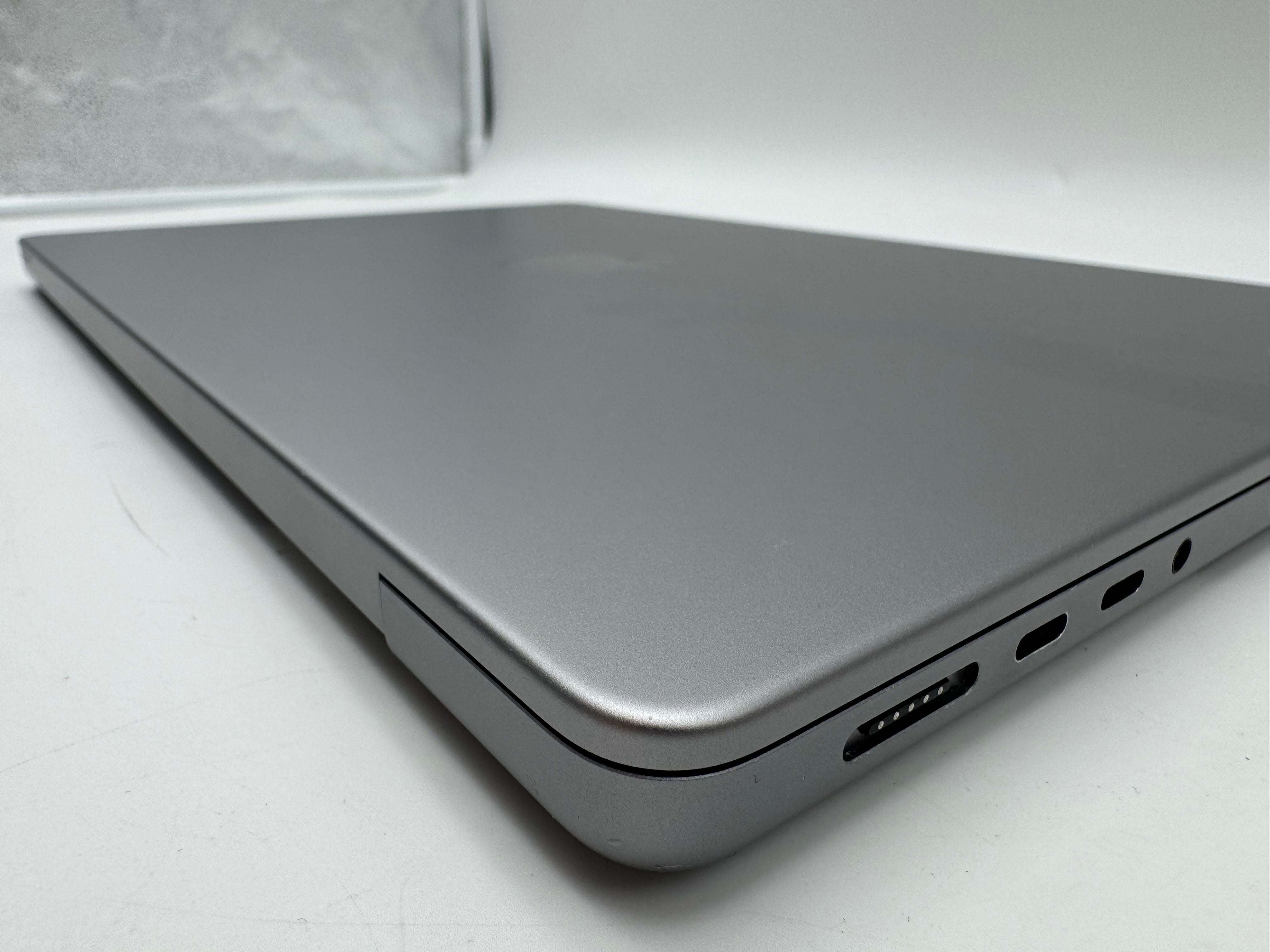 Macbook Pro 14" A2442 2021 M1 8-C 16GB 512GB 14-C Spacegrau MwSt. #PS373