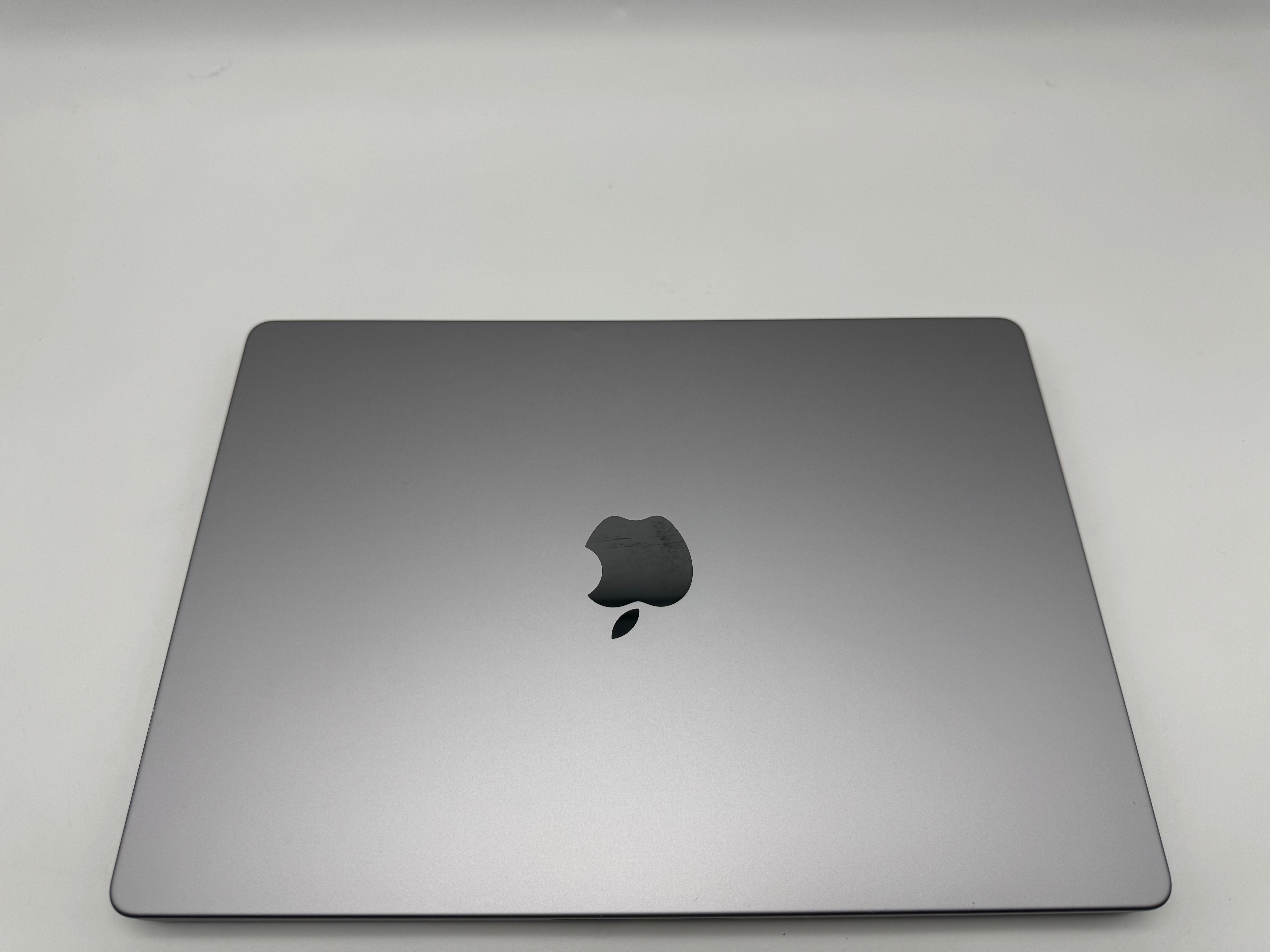 Macbook Pro 14" A2442 2021 M1 8-C 16GB 512GB 14-C Spacegrau MwSt. #PS374