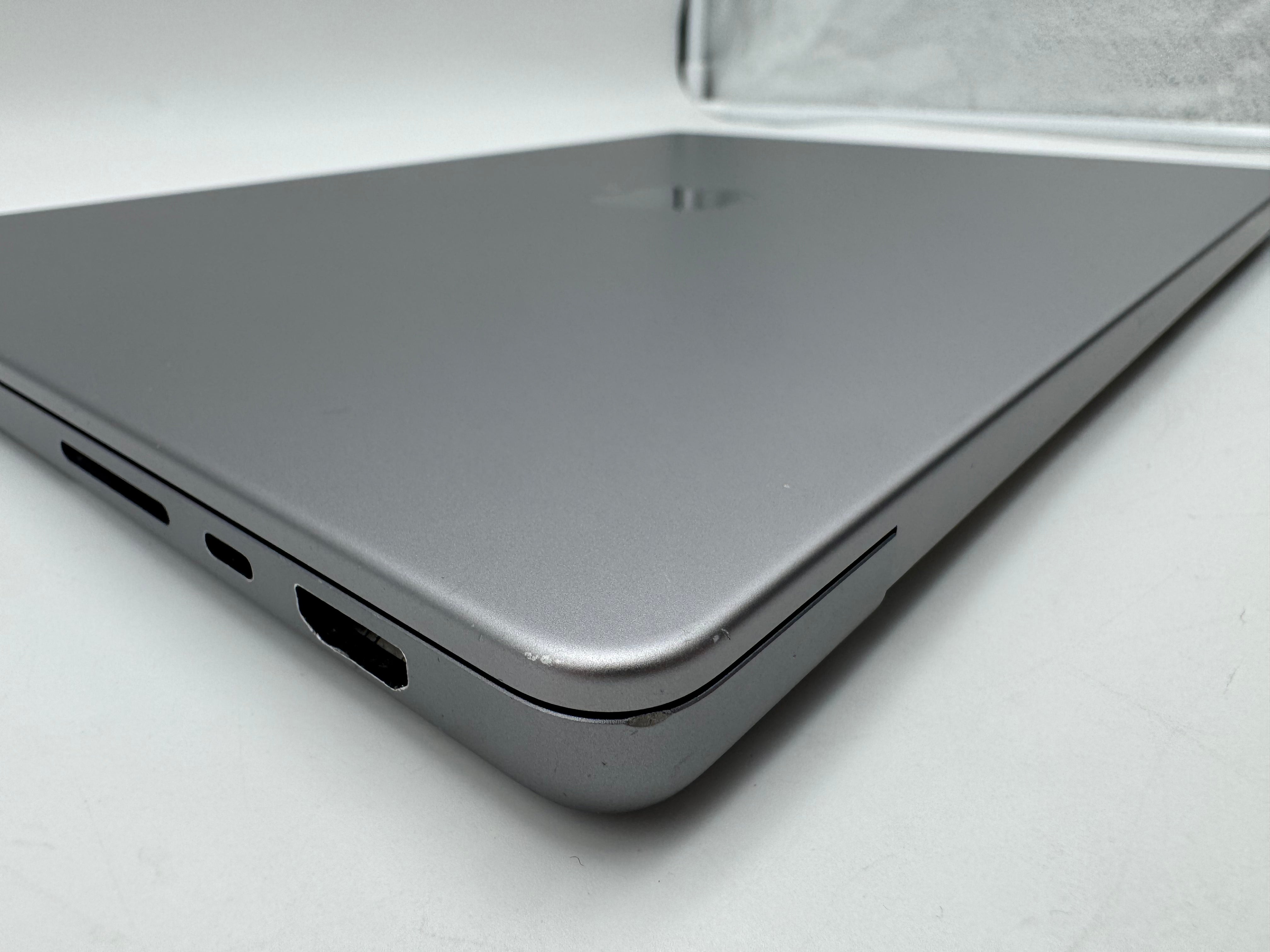 Macbook Pro 14" A2442 2021 M1 8-C 16GB 512GB 14-C Spacegrau MwSt. #PS374