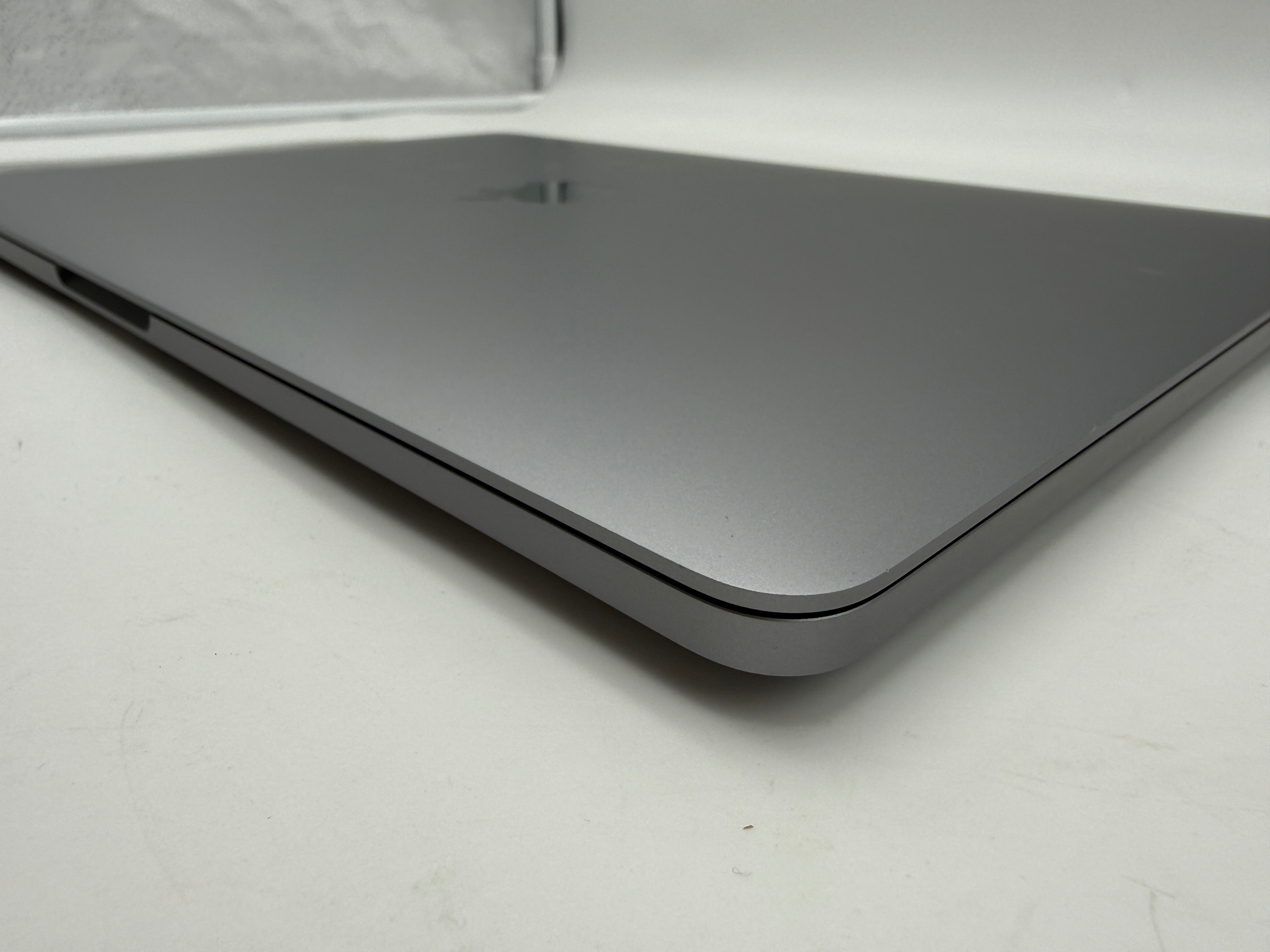Macbook Pro 13" A2338 M1 16GB 1TB 2020 Spacegrau Grau MwSt. #PS415