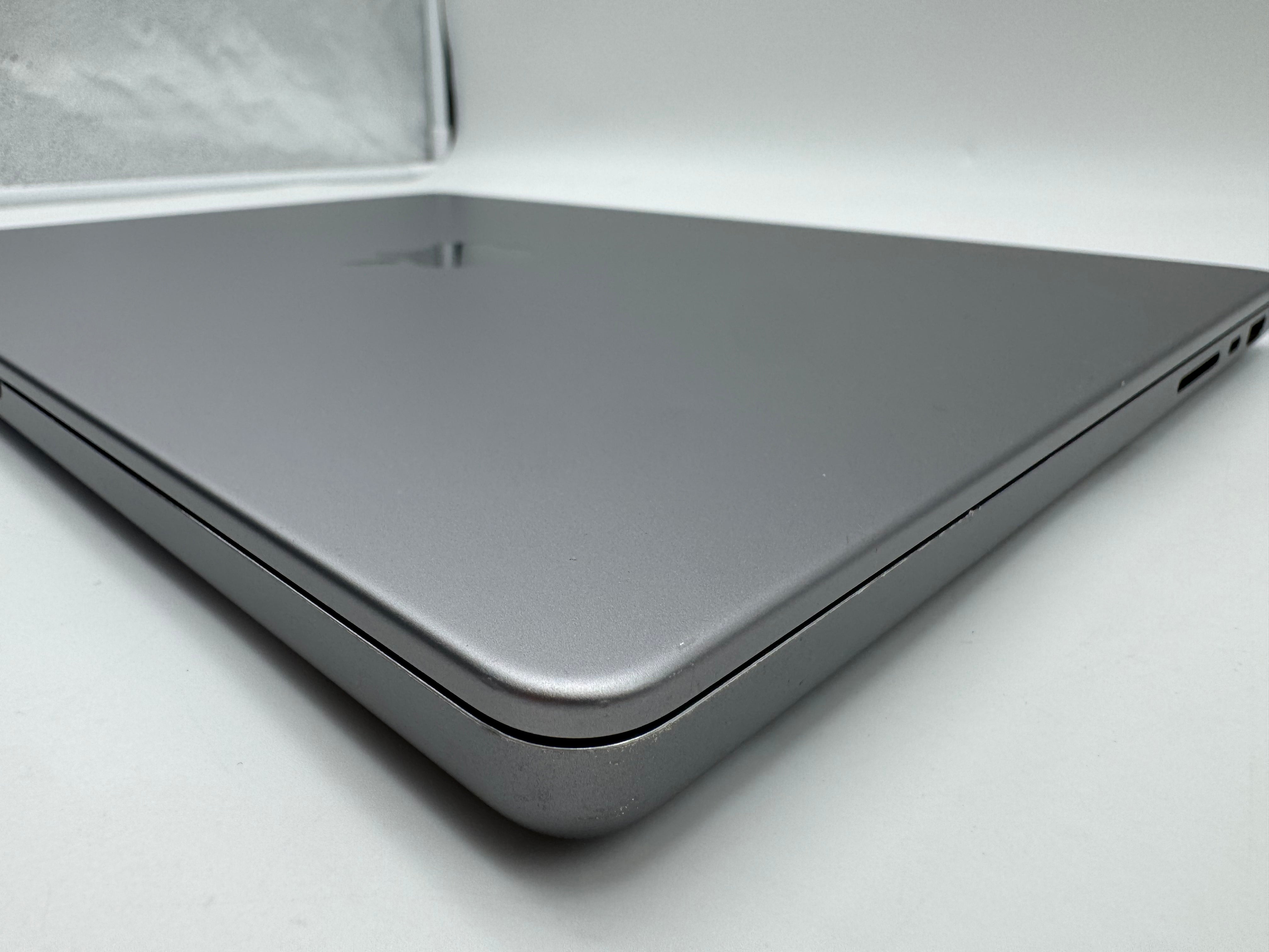 Macbook Pro 14" A2442 2021 M1 8-C 16GB 512GB 14-C Spacegrau MwSt. #PS377