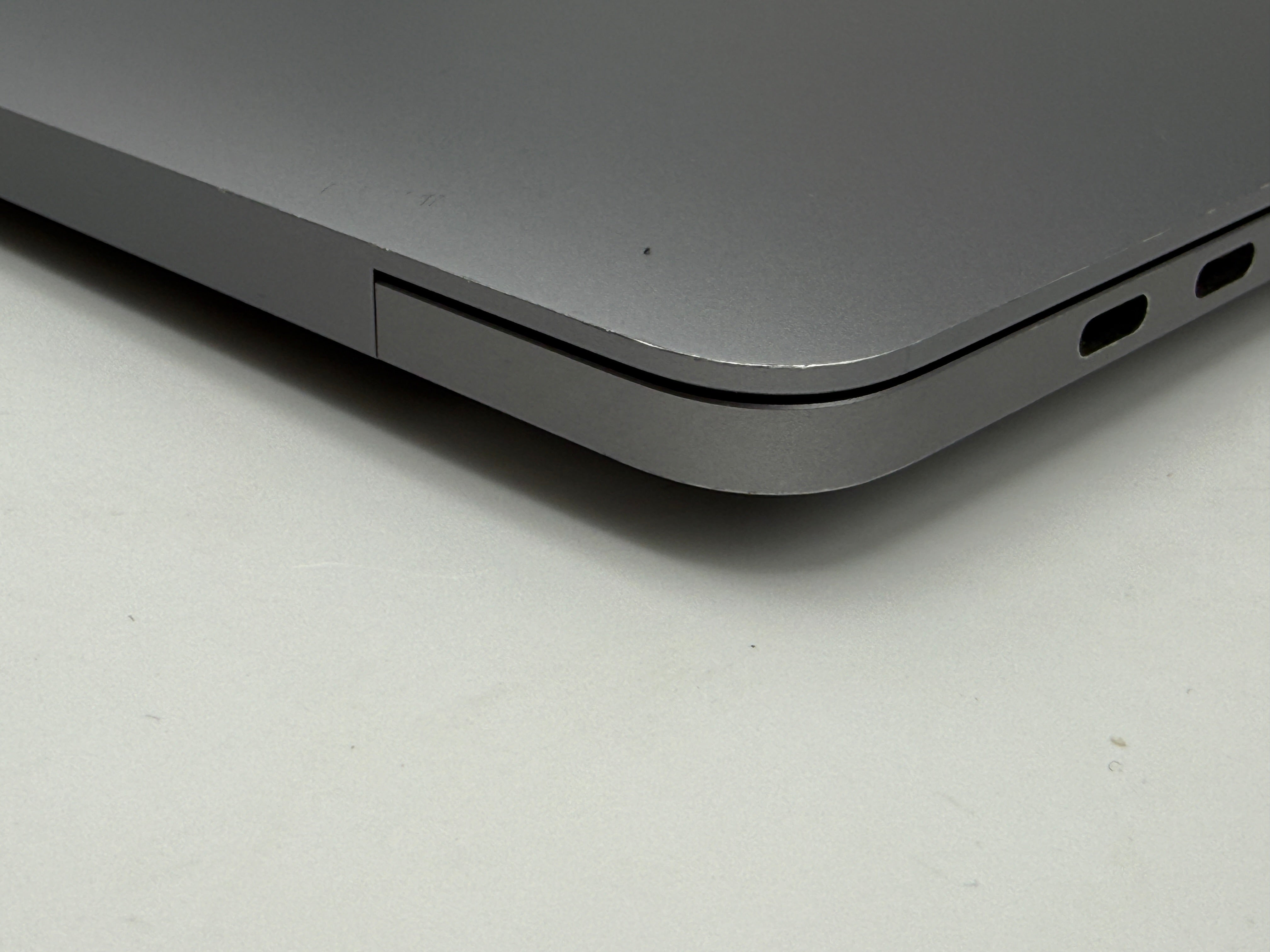 Macbook Pro 13" A2338 M1 16GB 1TB 2020 Spacegrau Grau MwSt. #PS417